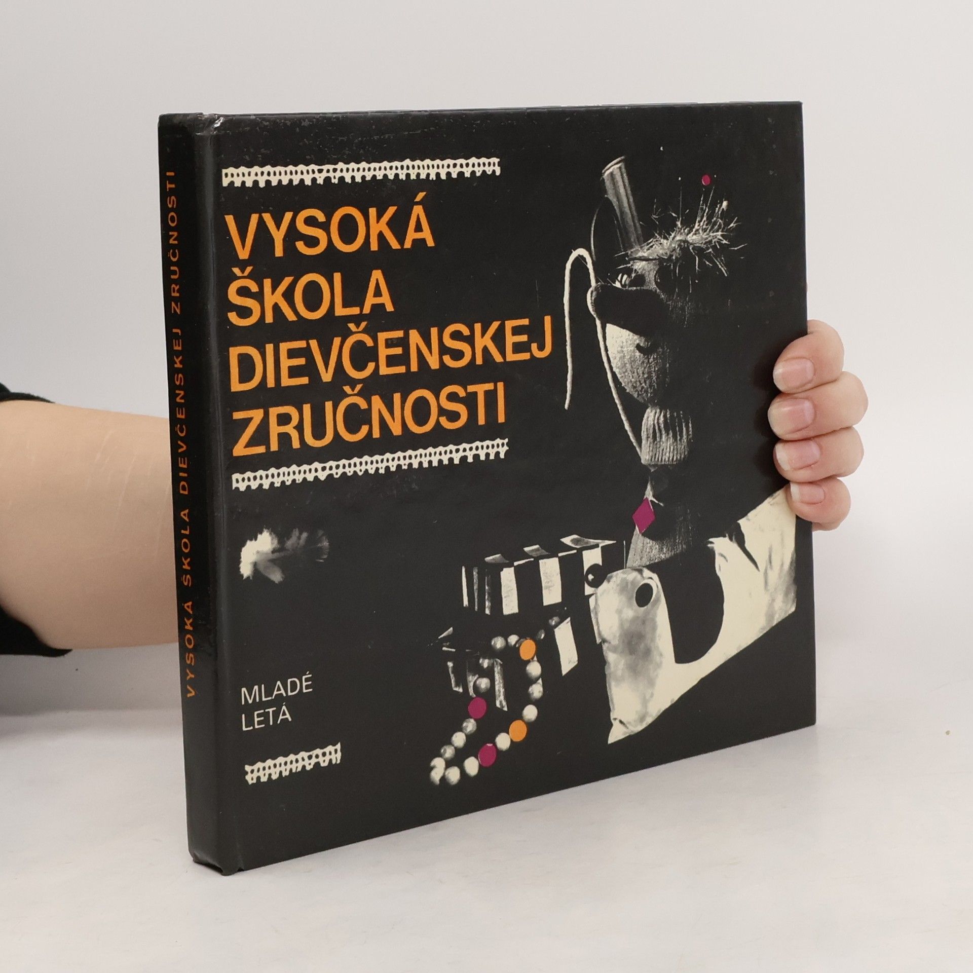 Kveta Dašková Vysoká škola dievčenskej zručnosti