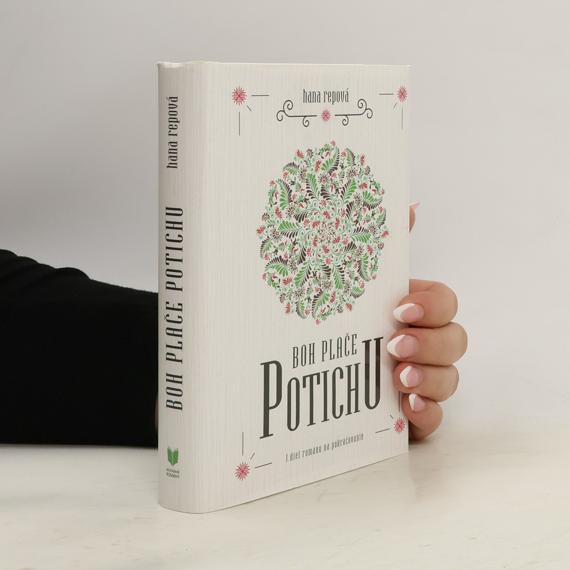 Hana Repova Boh pláče potichu