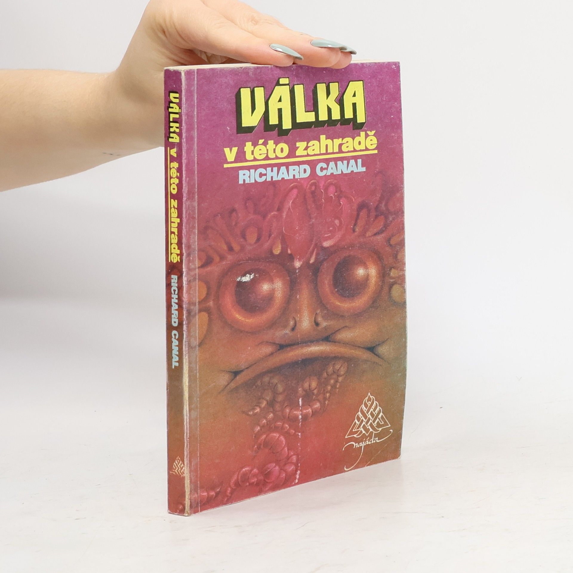 Válka v této zahradě