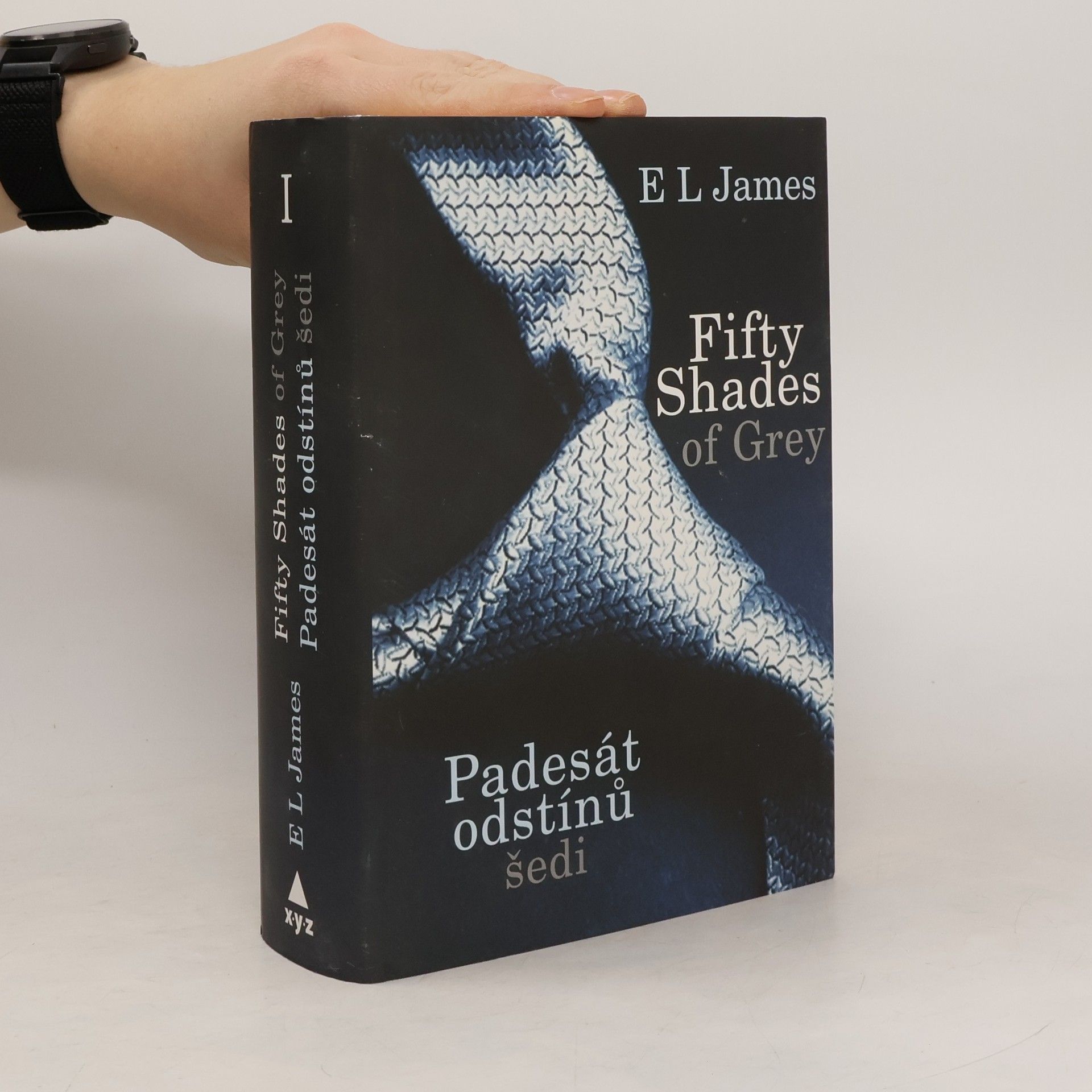 Padesát odstínů šedi