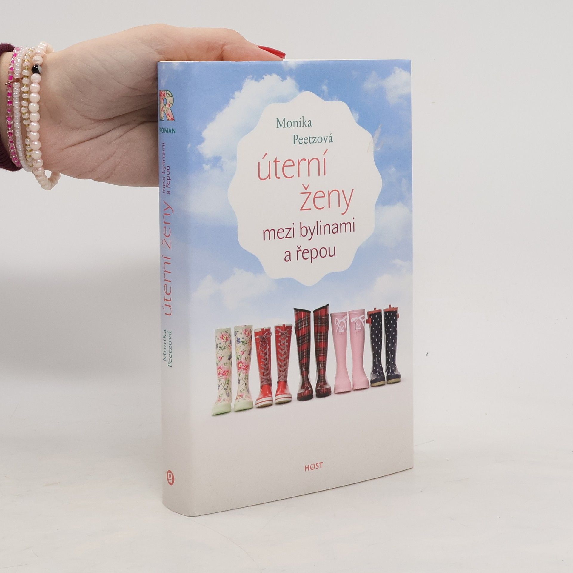 Monika Peetz Úterní ženy mezi bylinami a řepou