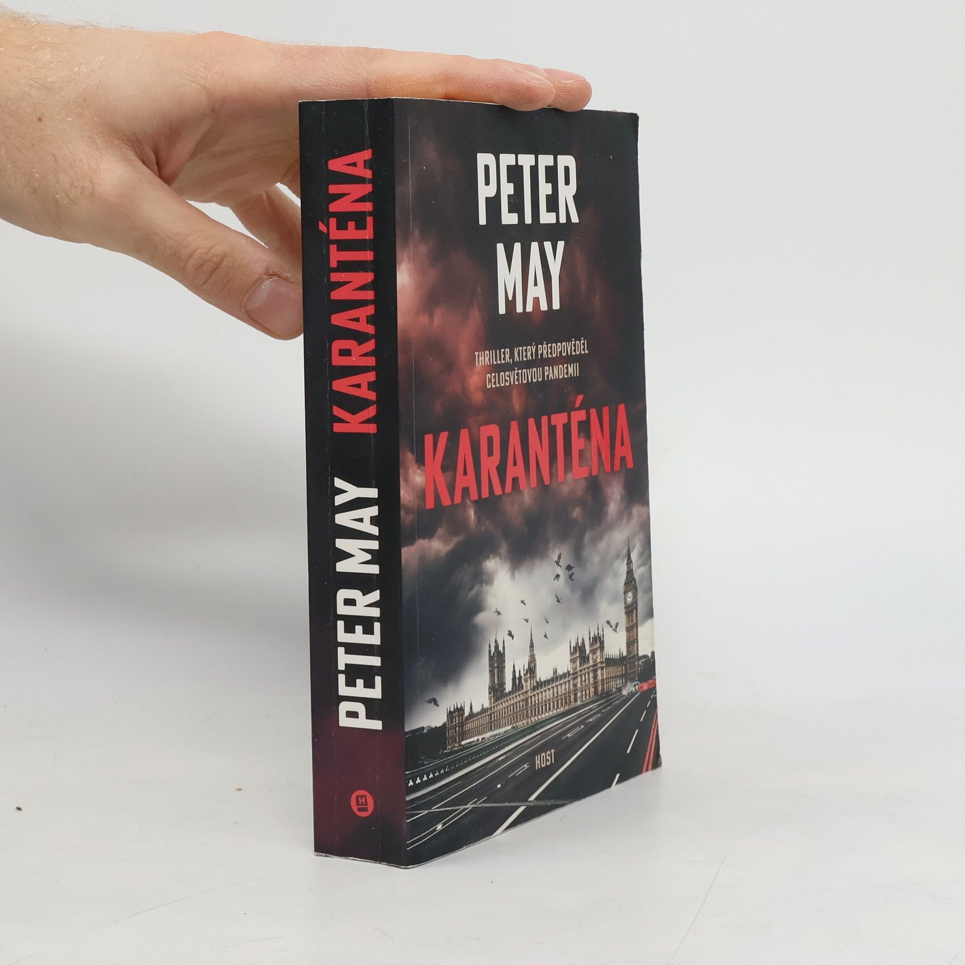 Peter May Karanténa