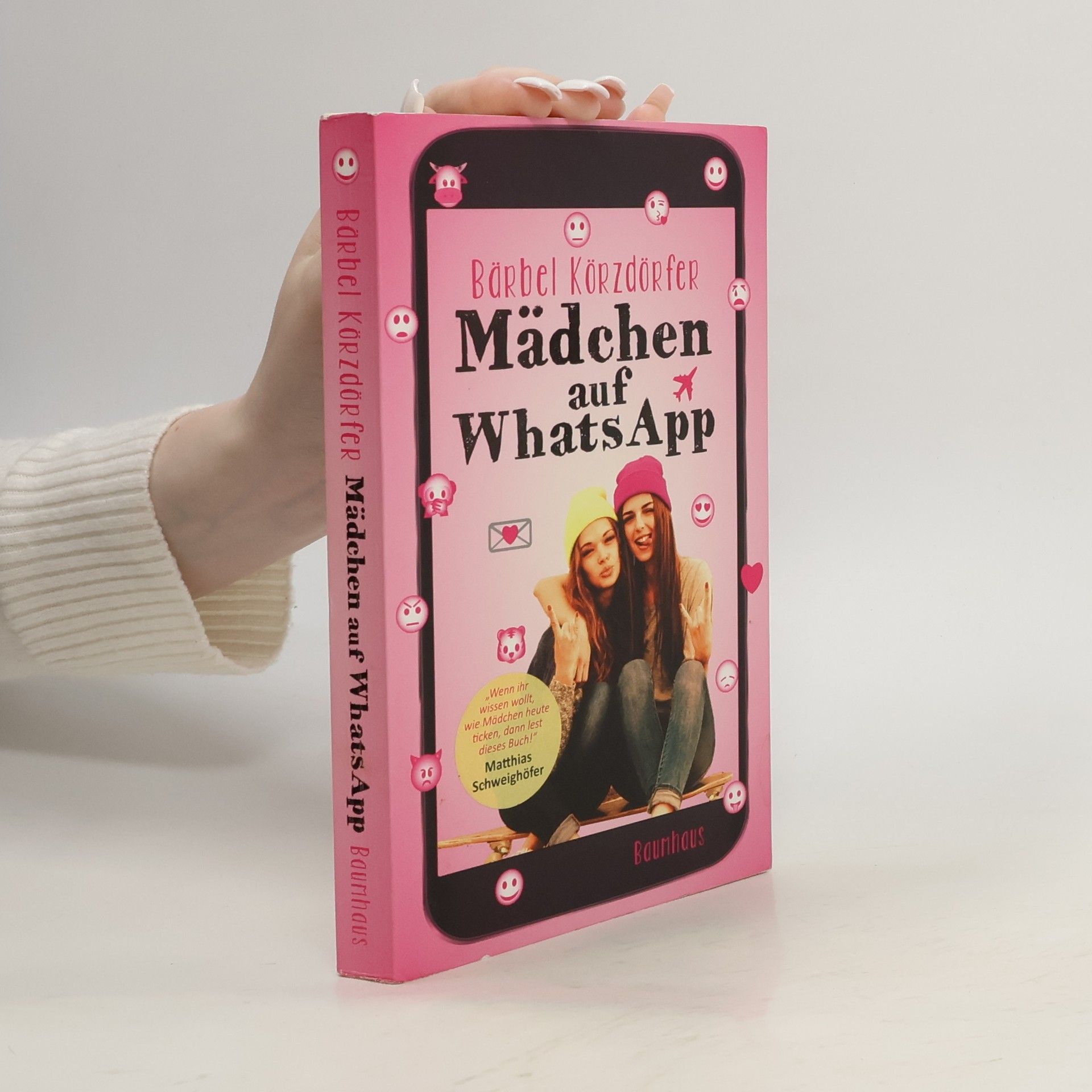 Mädchen auf WhatsApp