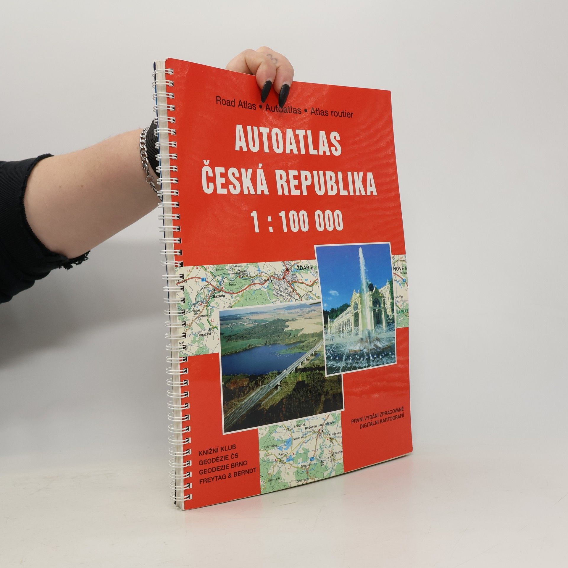 Kolektív autorov Autoatlas Česká republika 1:100 000