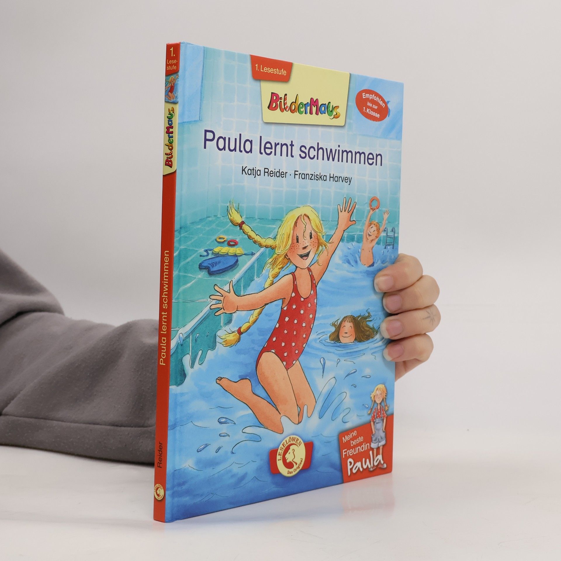 Katja Reider Paula lernt schwimmen