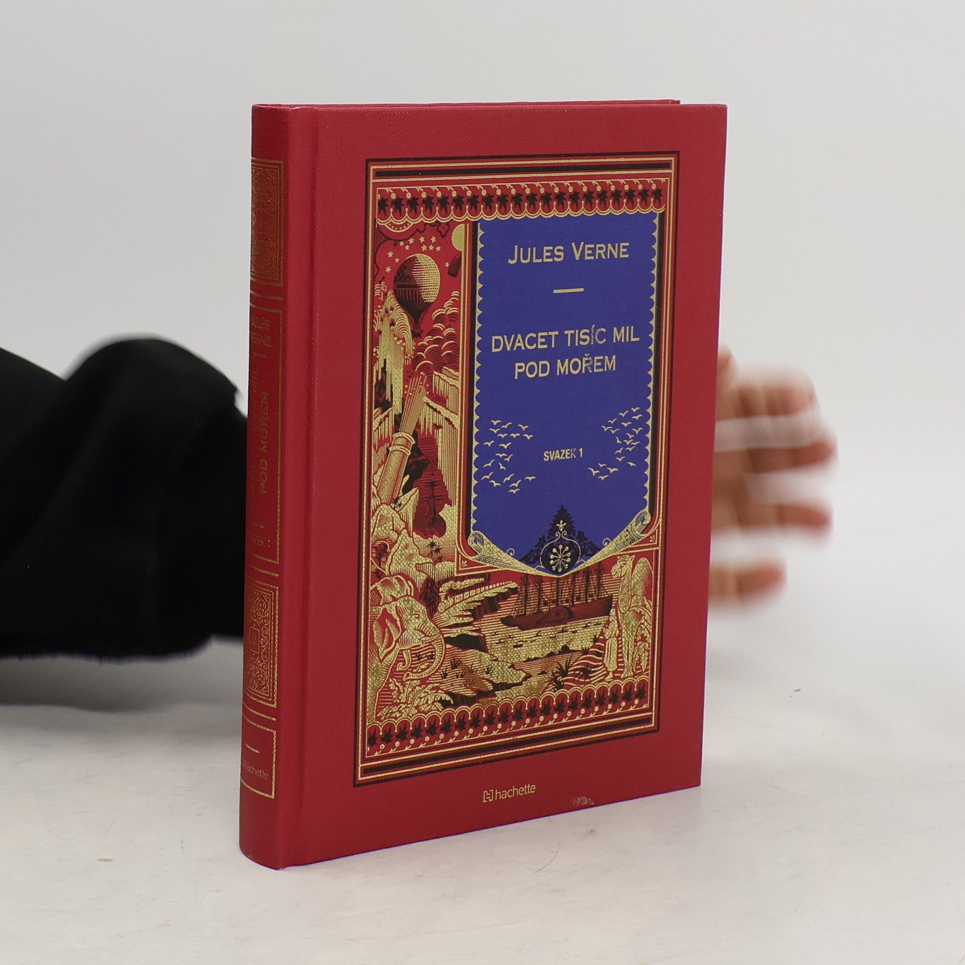 Dvacet tisíc mil pod morem