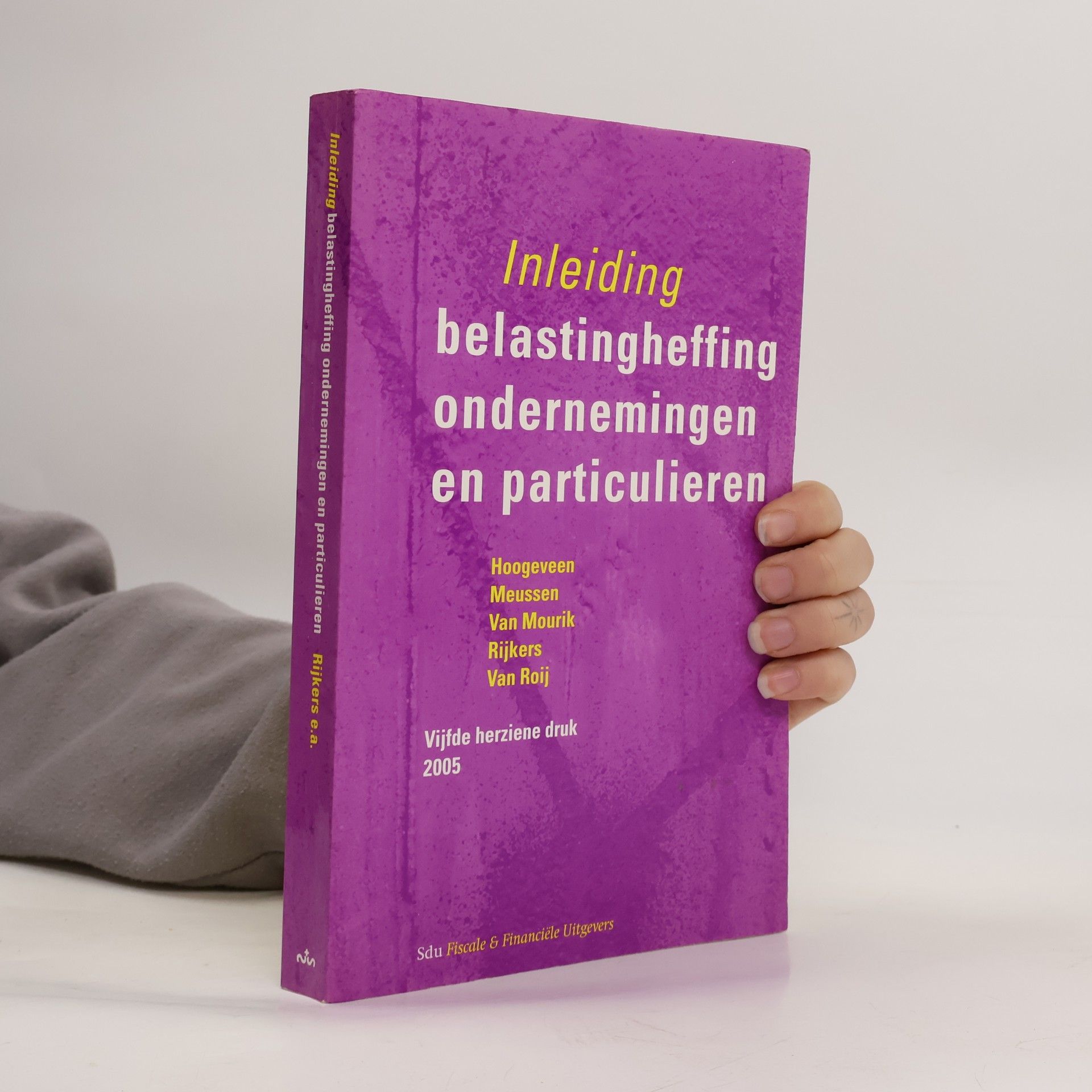Hoogeveen Inleiding belastingheffing ondernemingen en particulieren