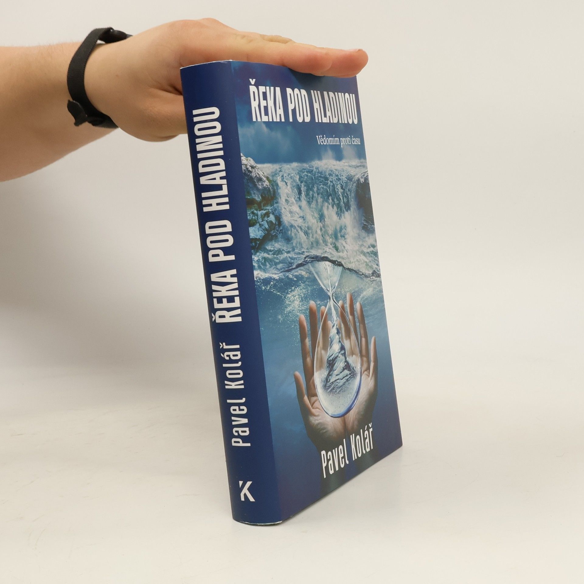 Pavel Kolář Řeka pod hladinou