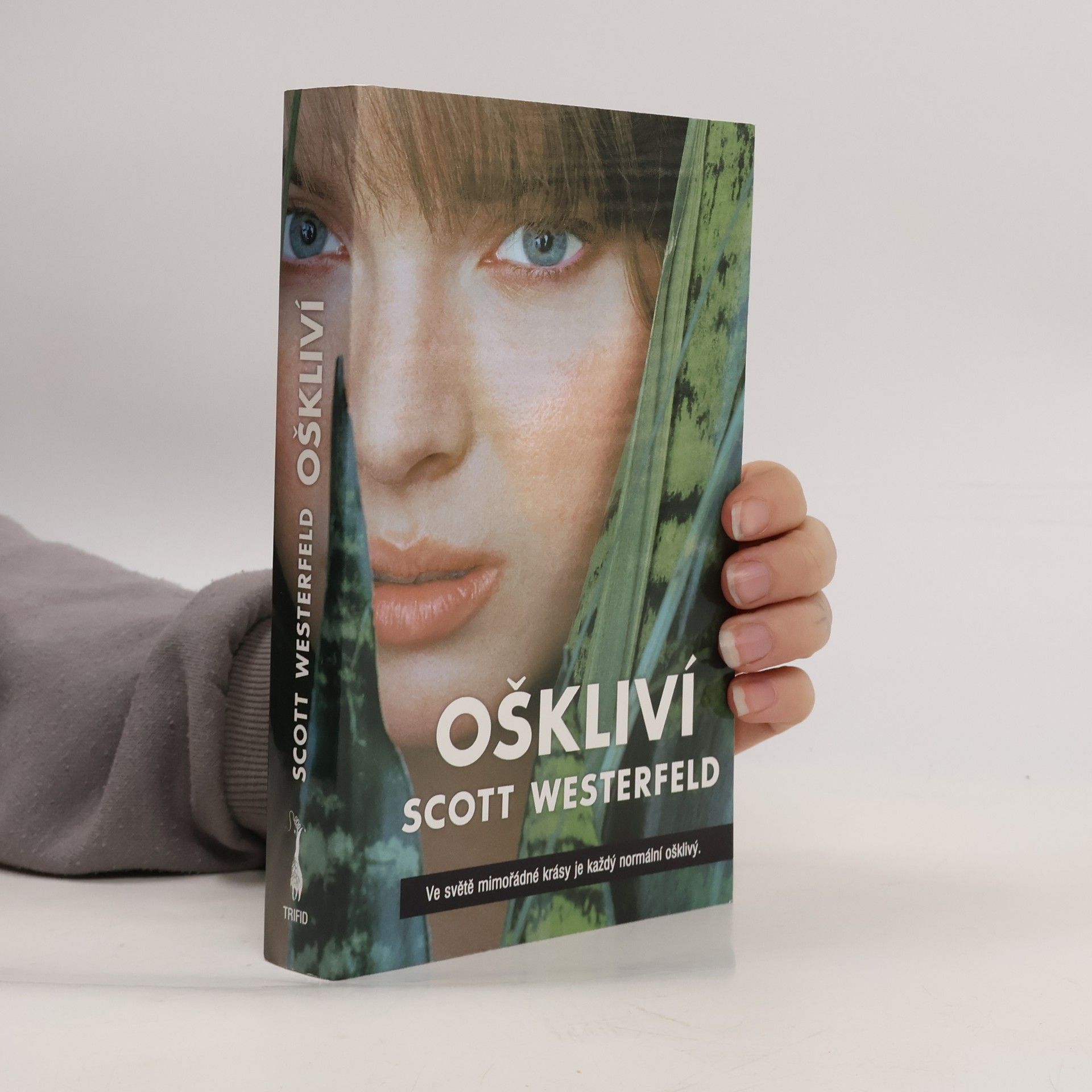 Scott Westerfeld Oškliví