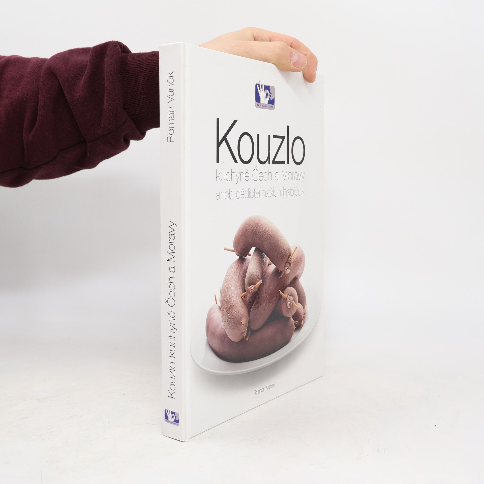 Roman Vaněk Kouzlo kuchyně Čech a Moravy aneb Dědictví našich babiček