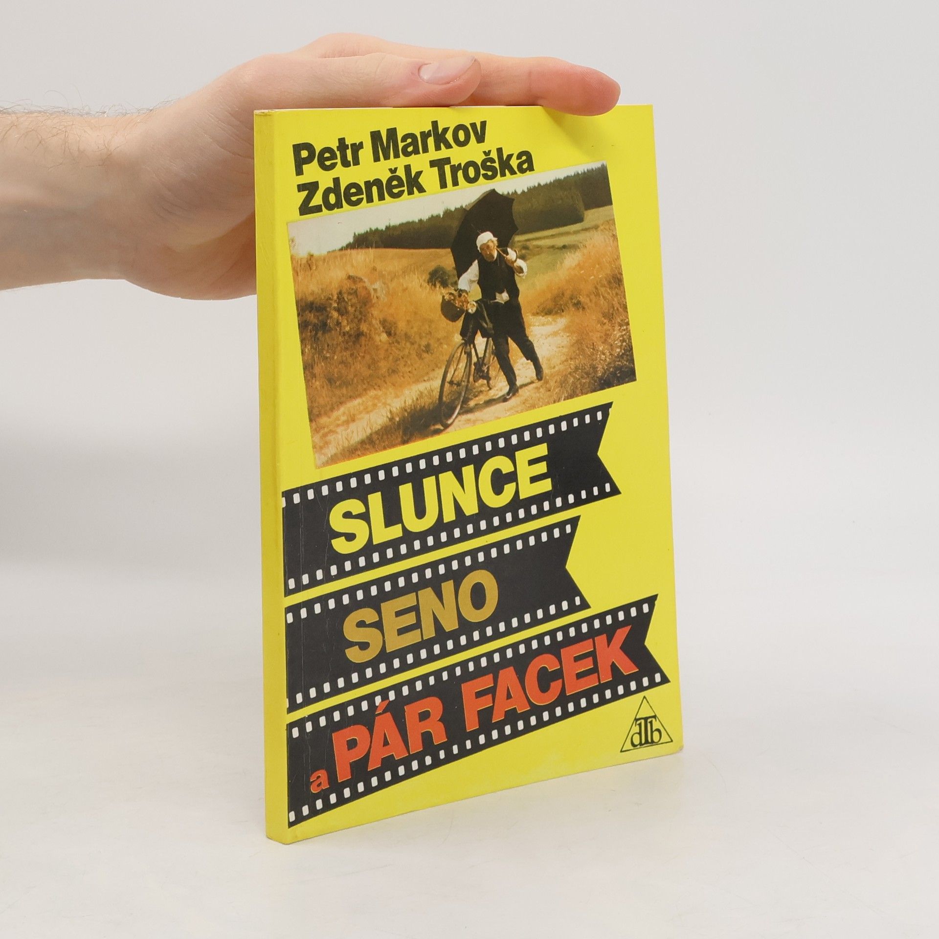 Slunce, seno a pár facek