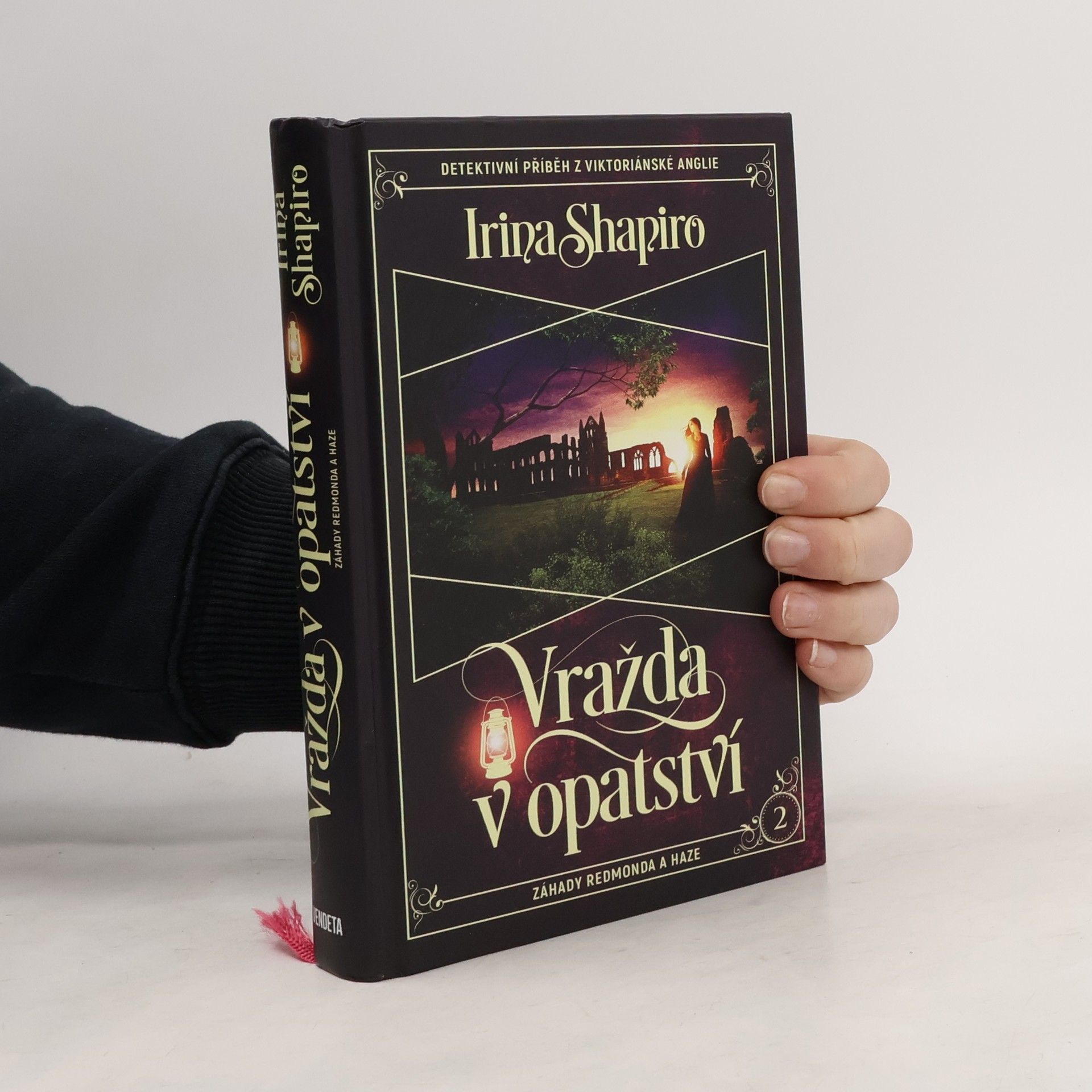 Vražda v opatství : záhady Redmonda a Haze