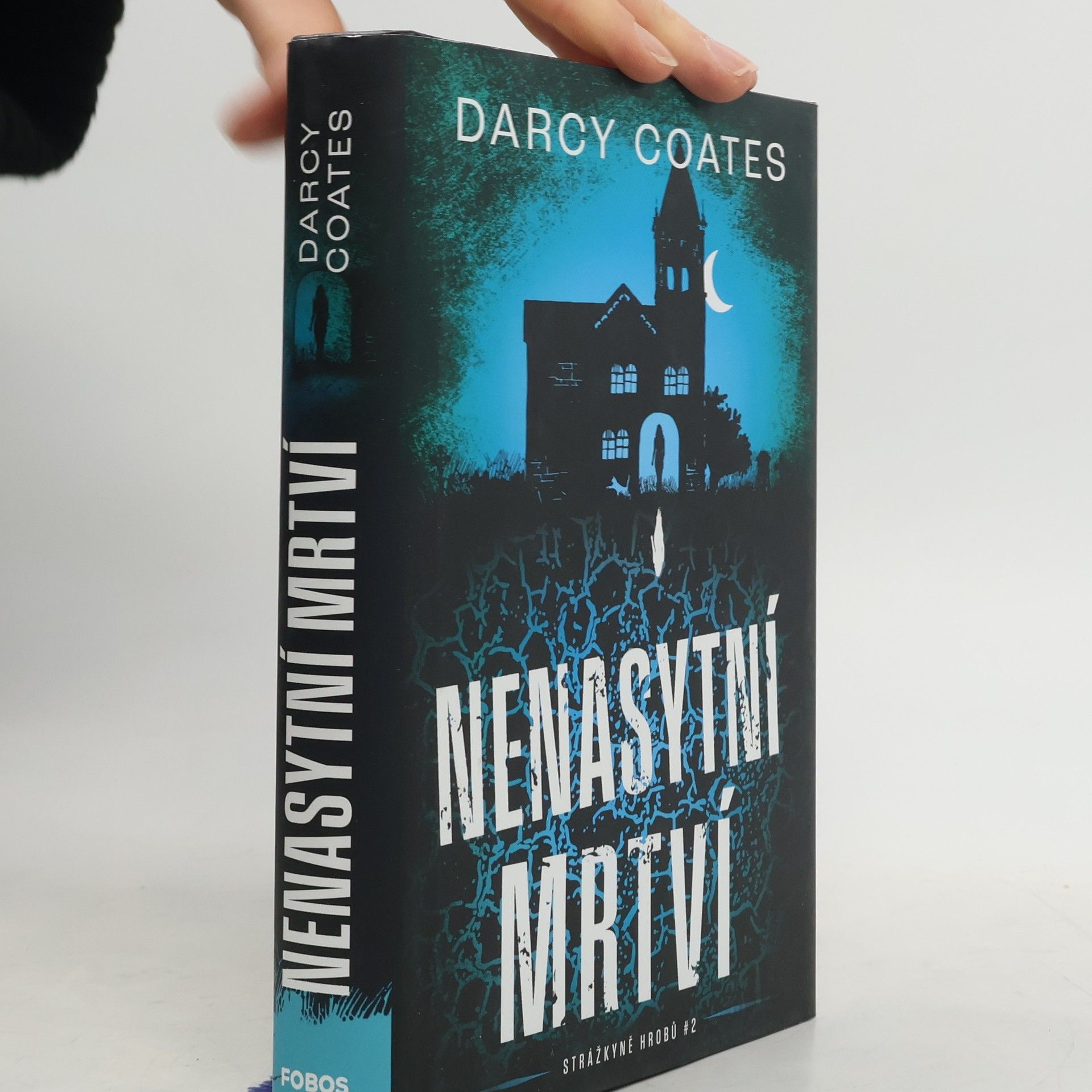 Darcy Coates Nenasytní mrtví