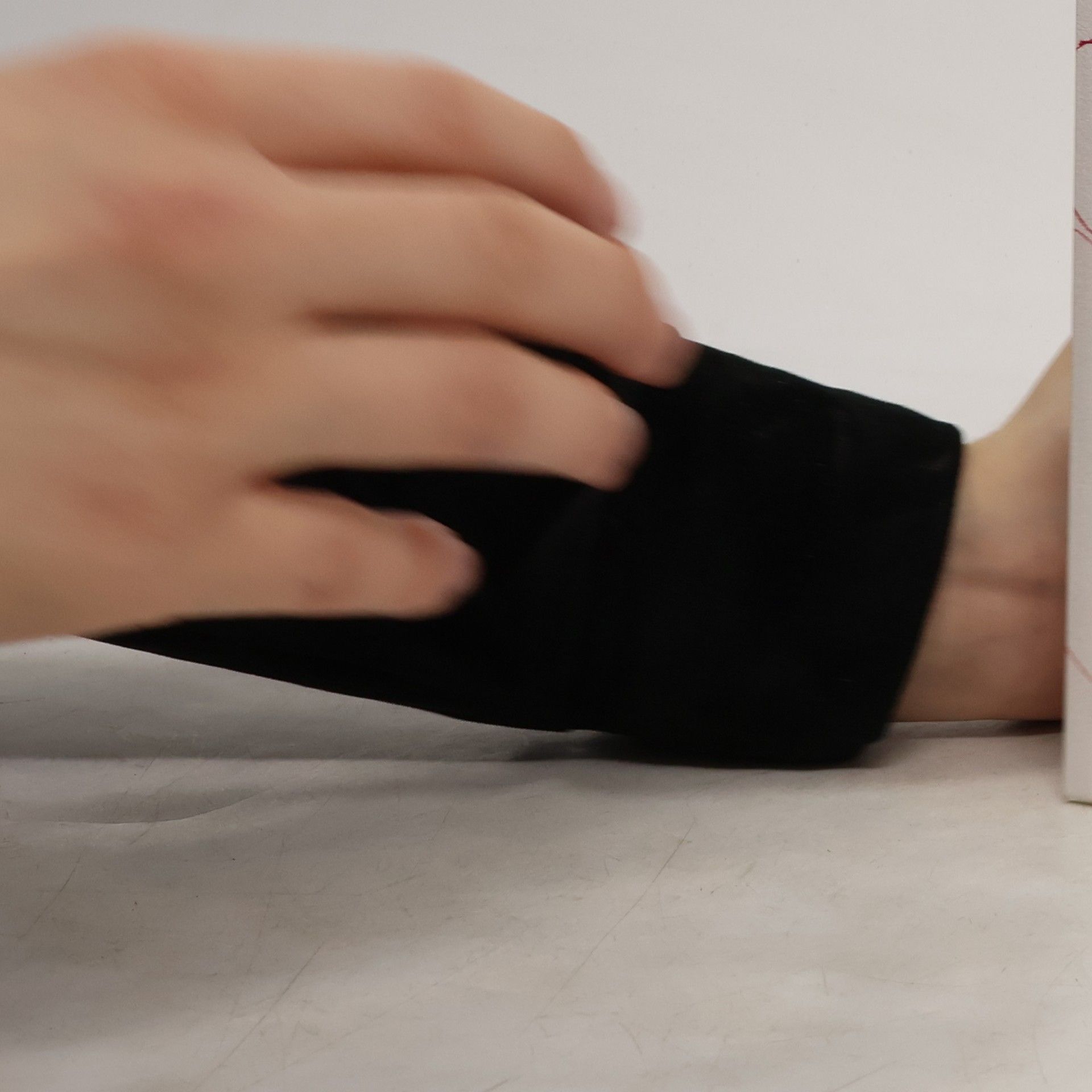 Irena Henzl Velichová Jádro škrábej