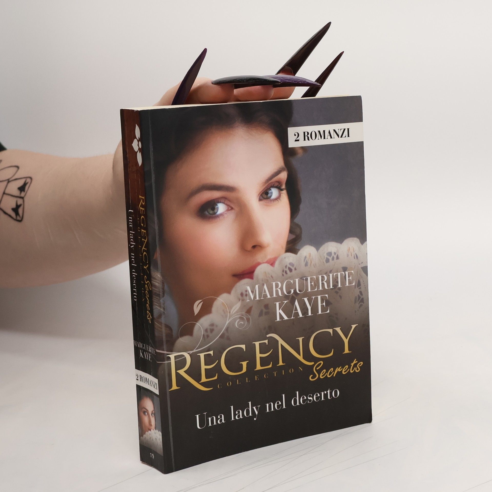 Regency Secrets. Una lady nel deserto