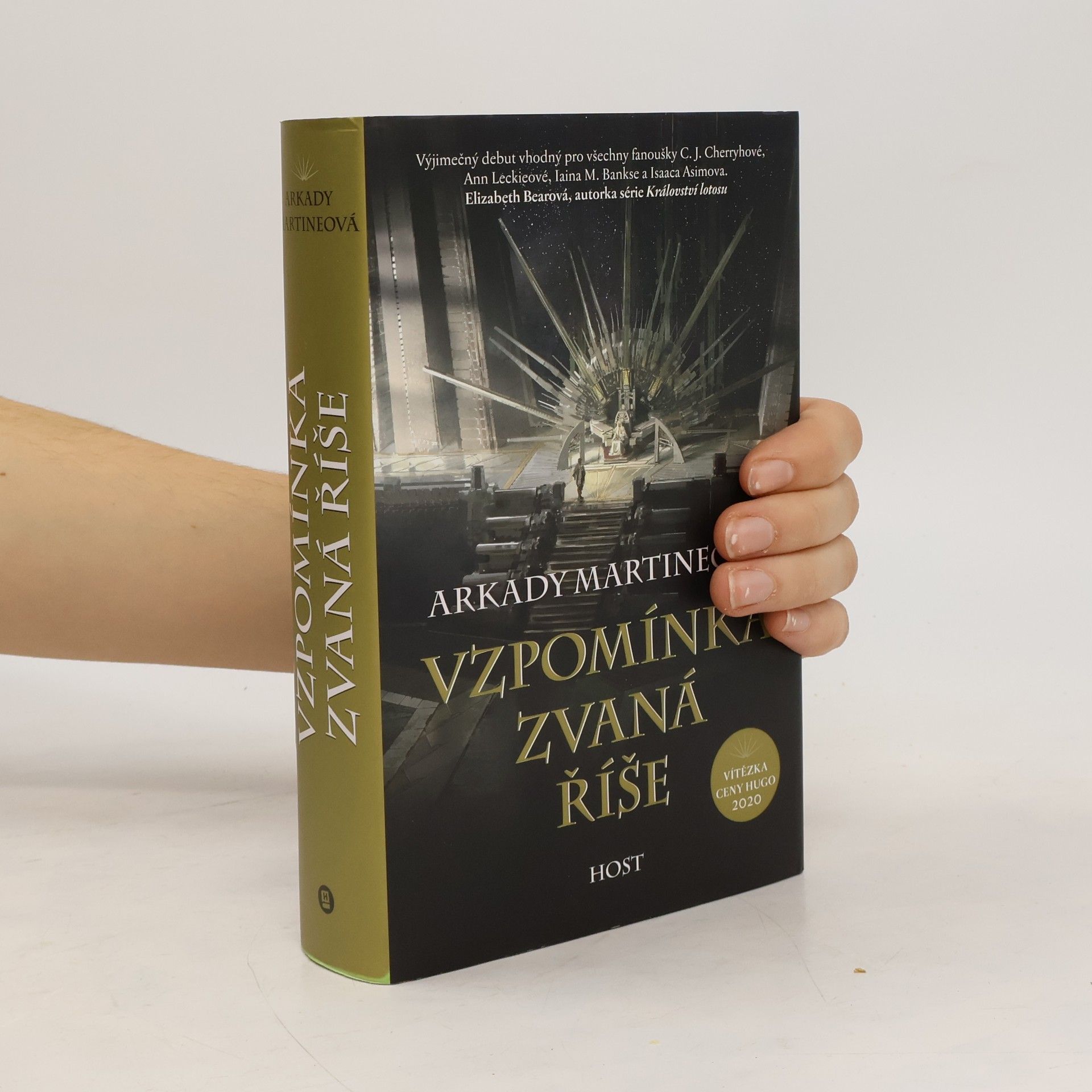 Arkady Martine Vzpomínka zvaná říše