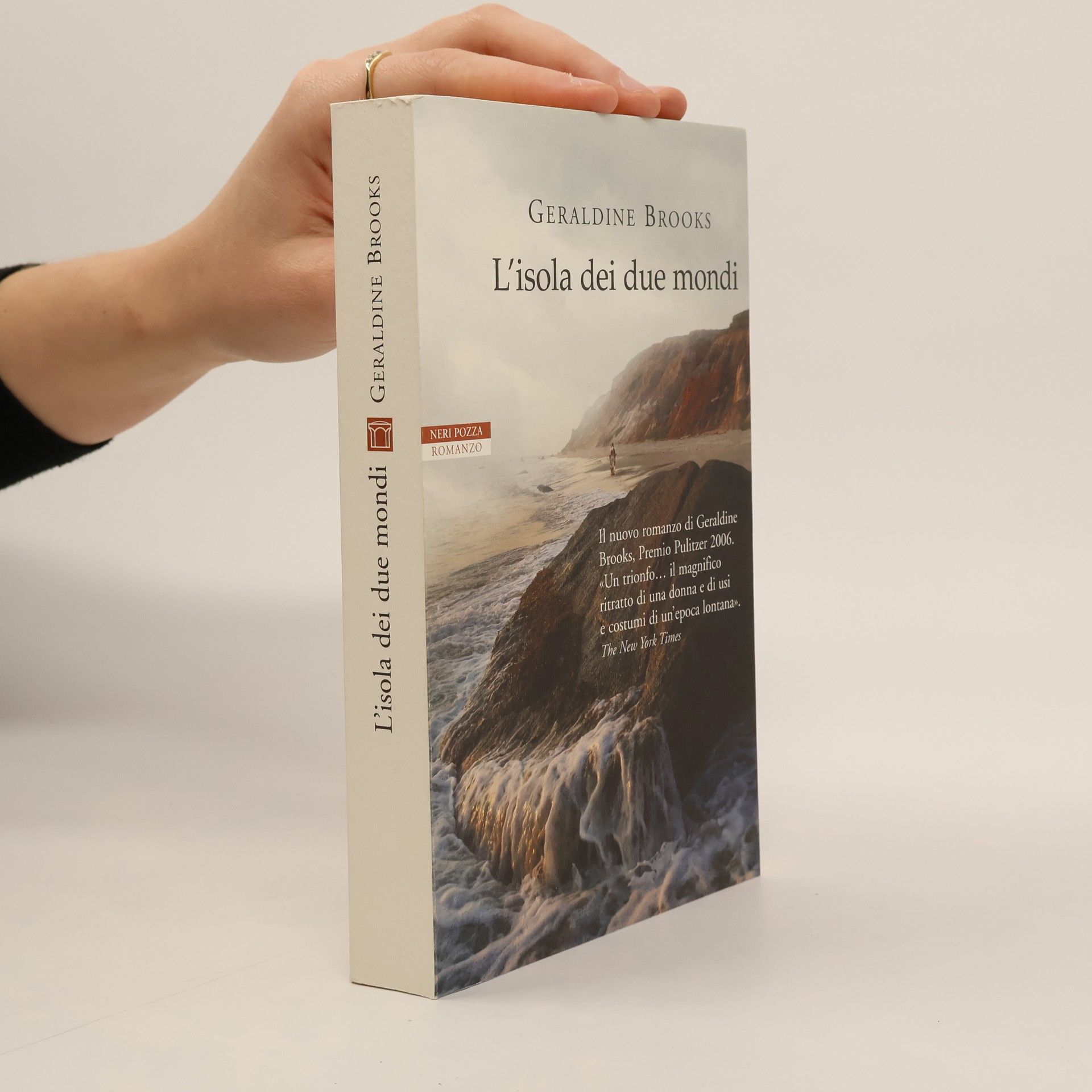 Massimo Ortelio L'isola dei due mondi