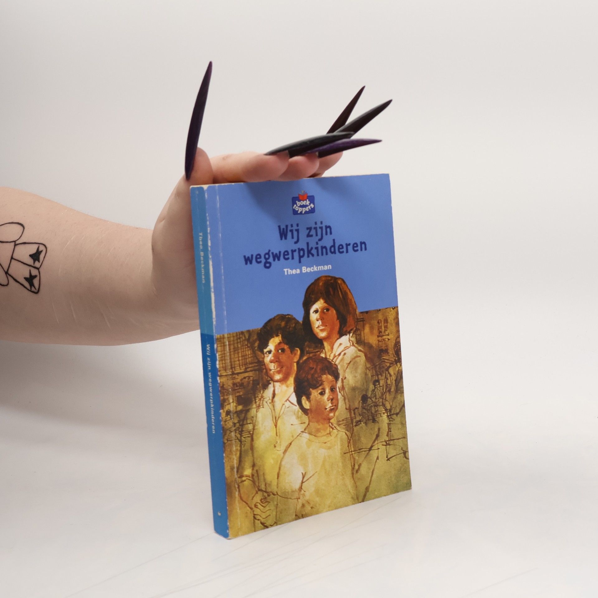 Thea Beckman Wij zijn wegwerpkinderen