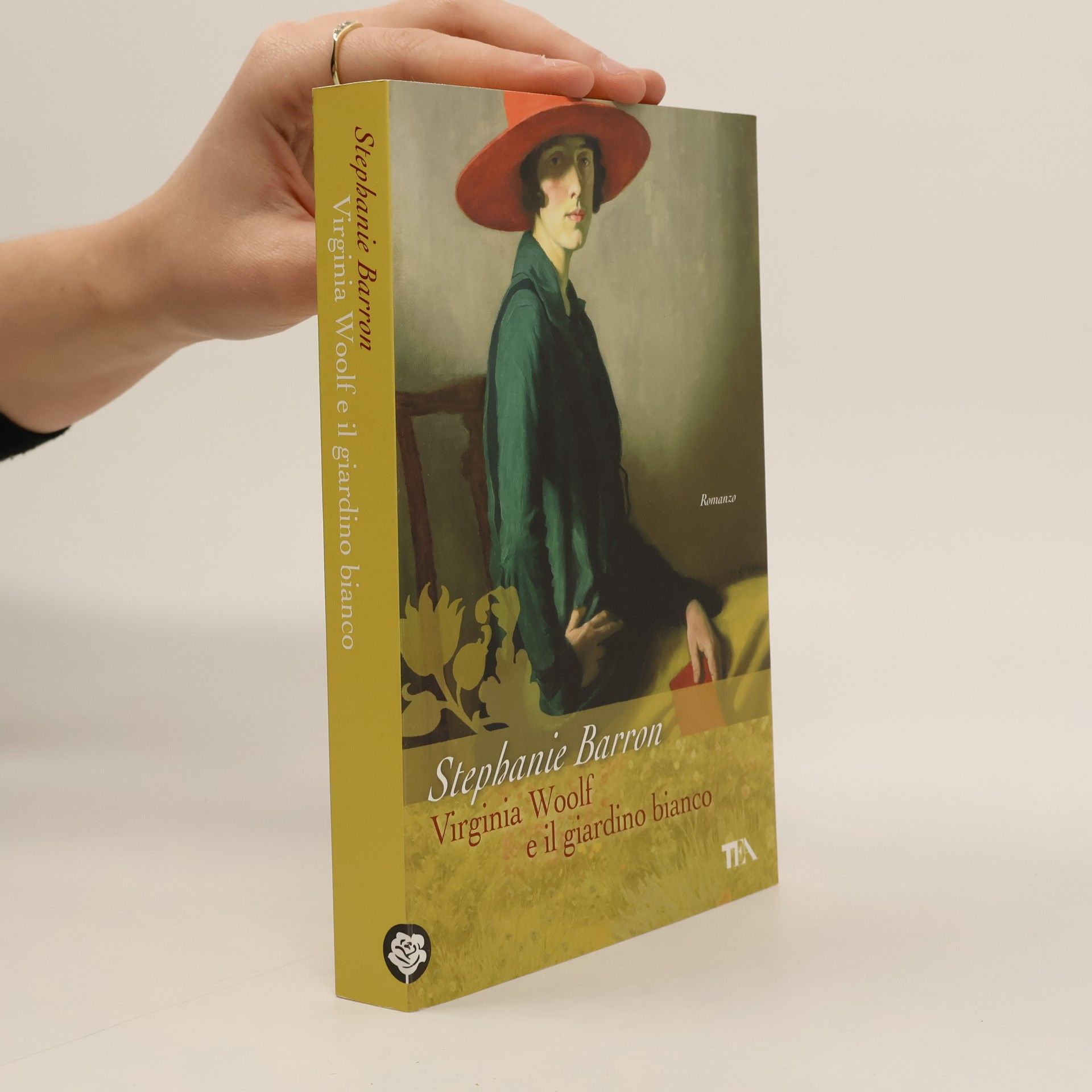 Stephanie Barron Narrativa Tea: Virginia Woolf e il giardino bianco