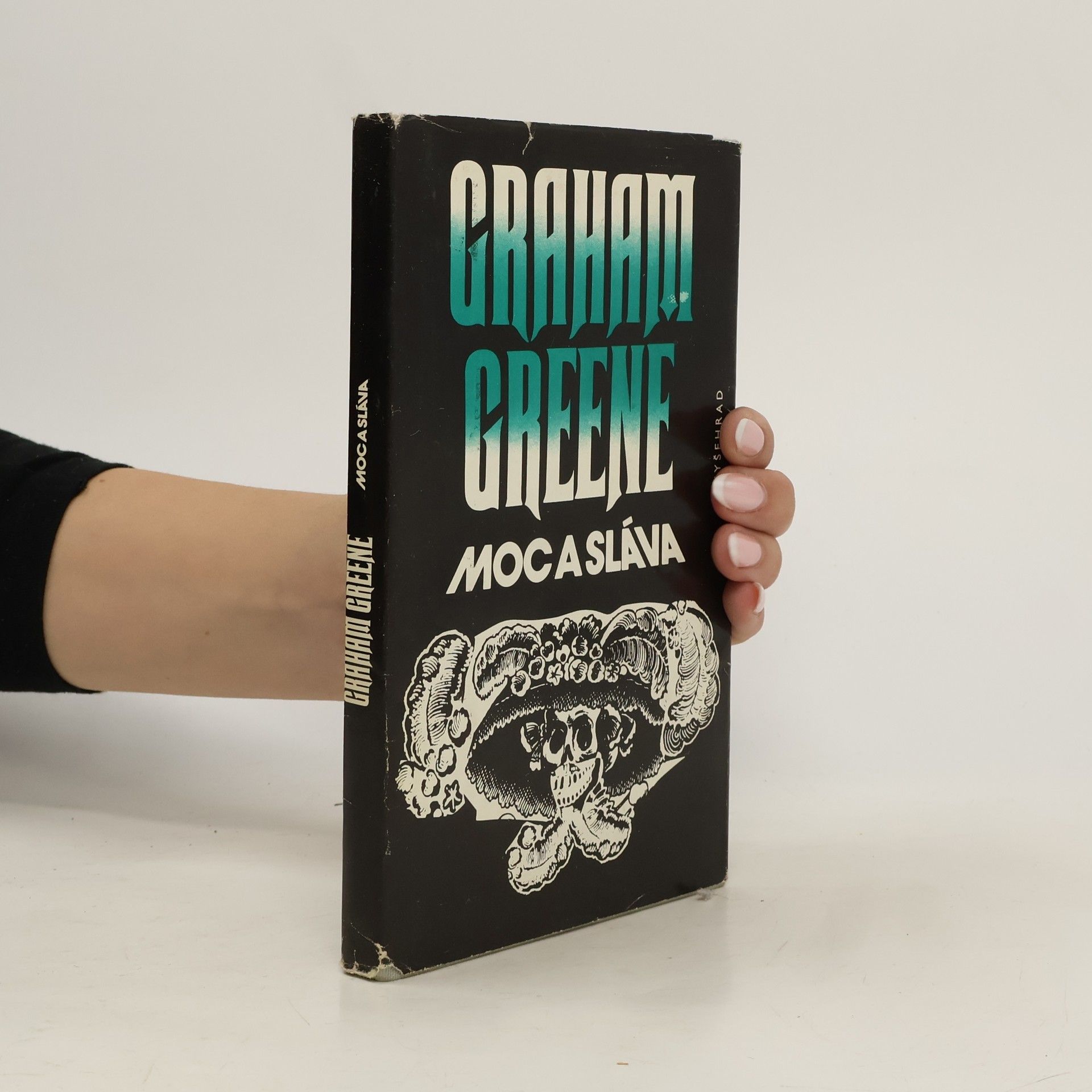 Graham Greene Moc a sláva