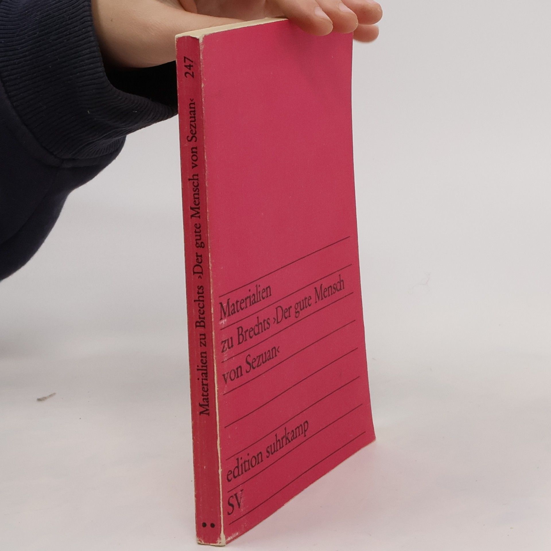 Collectif d'auteurs Materialien zu Brechts. Der gute Mensch von Sezuan