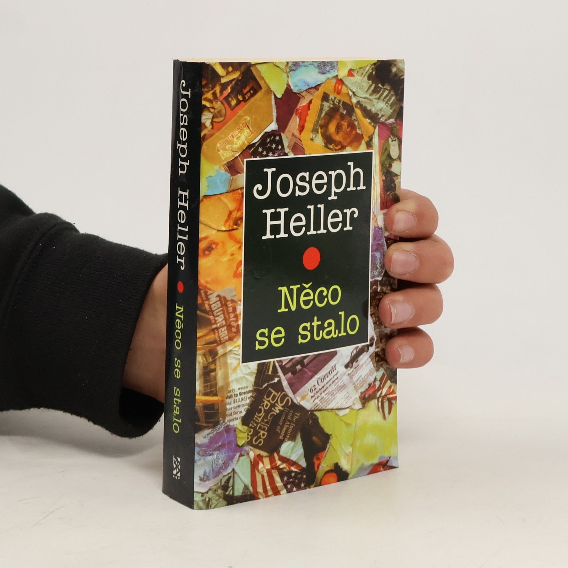 Joseph Heller Něco se stalo