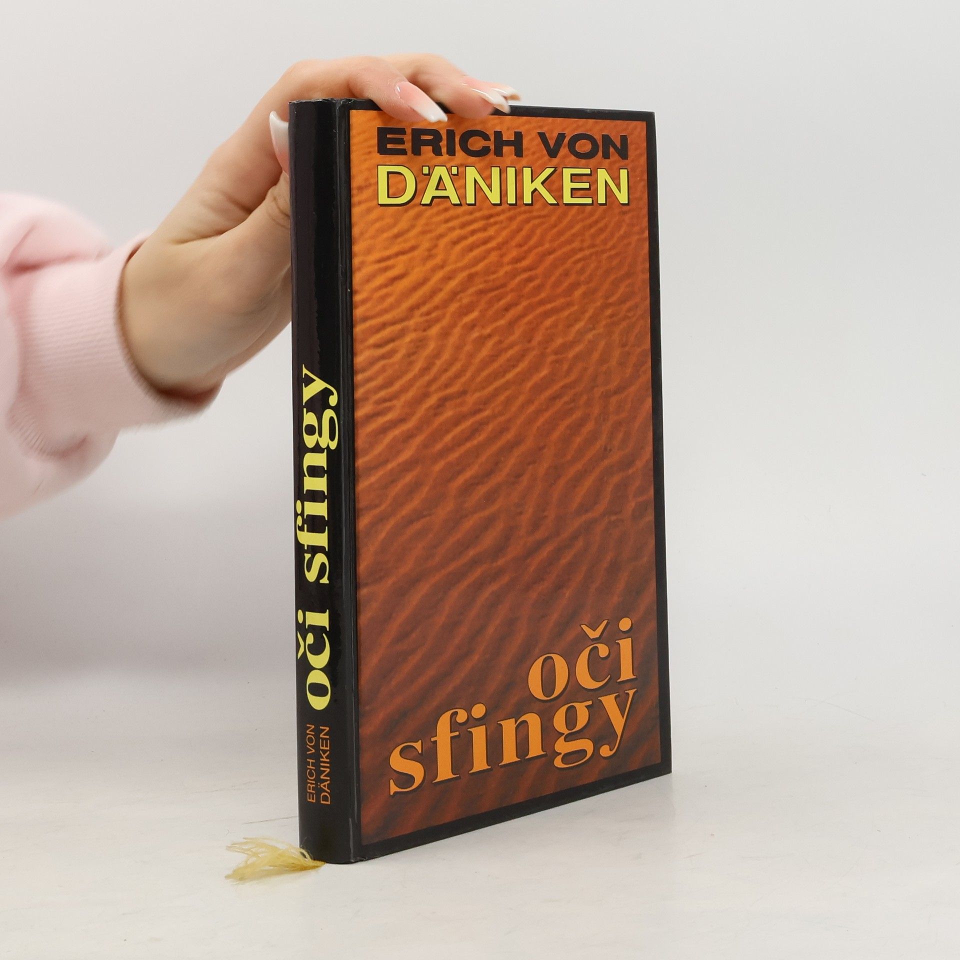 Erich von Däniken Oči sfingy