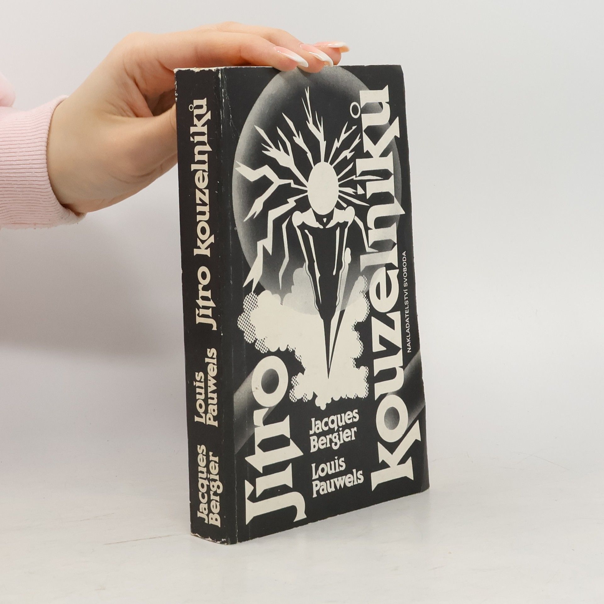 Louis Pauwels Jitro kouzelníků