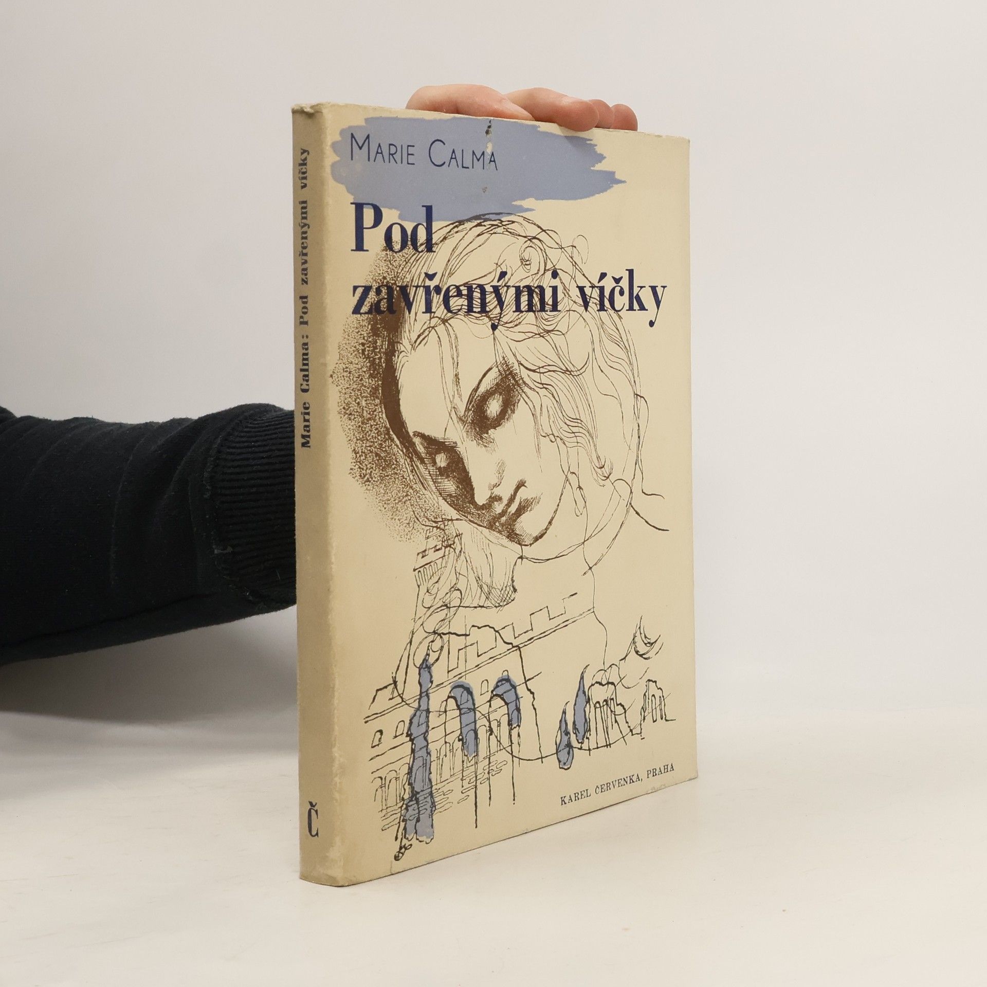 Pod zavřenými víčky