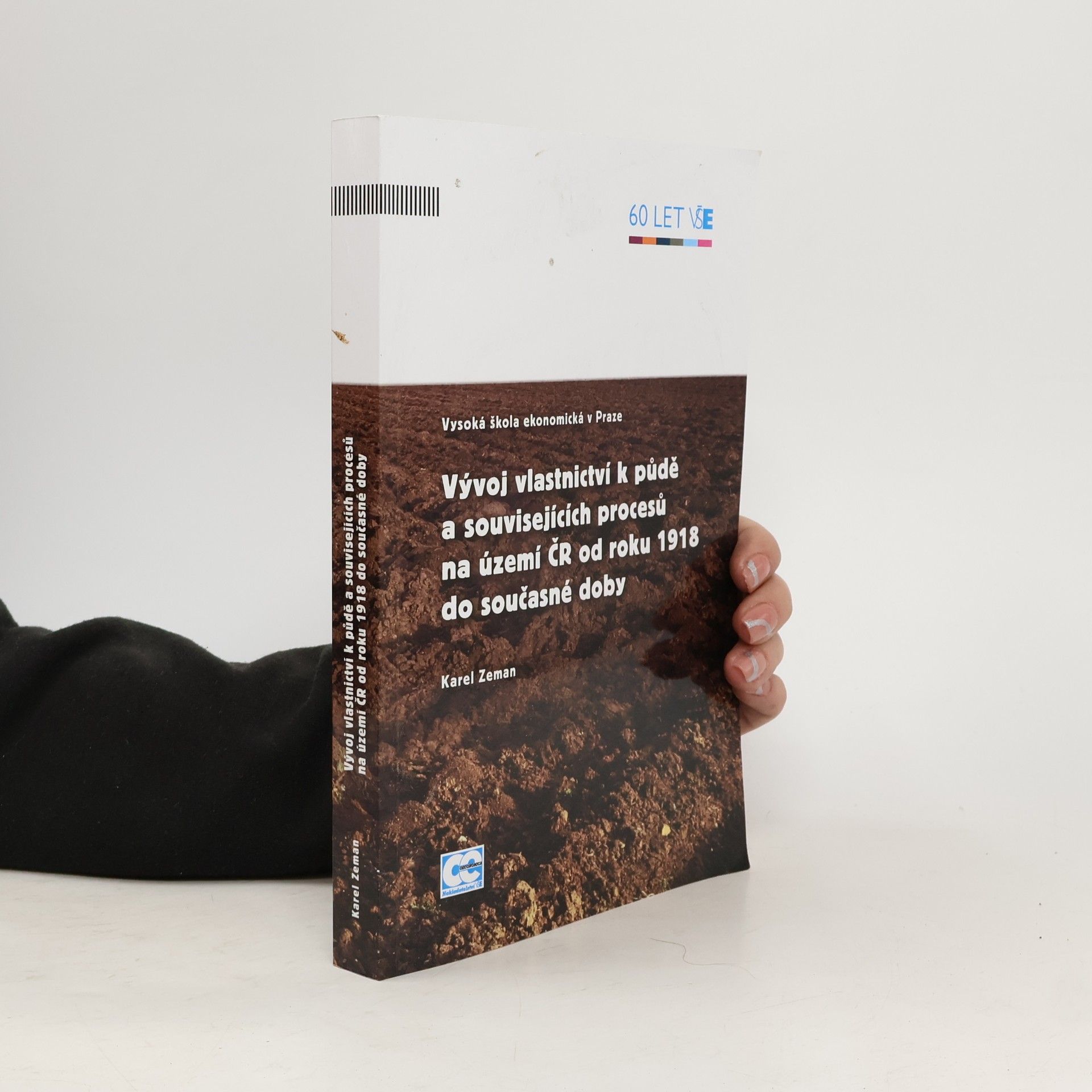 Karel Zeman Vývoj vlastnictví k půdě a souvisejících procesů na území ČR od roku 1918 do současné doby