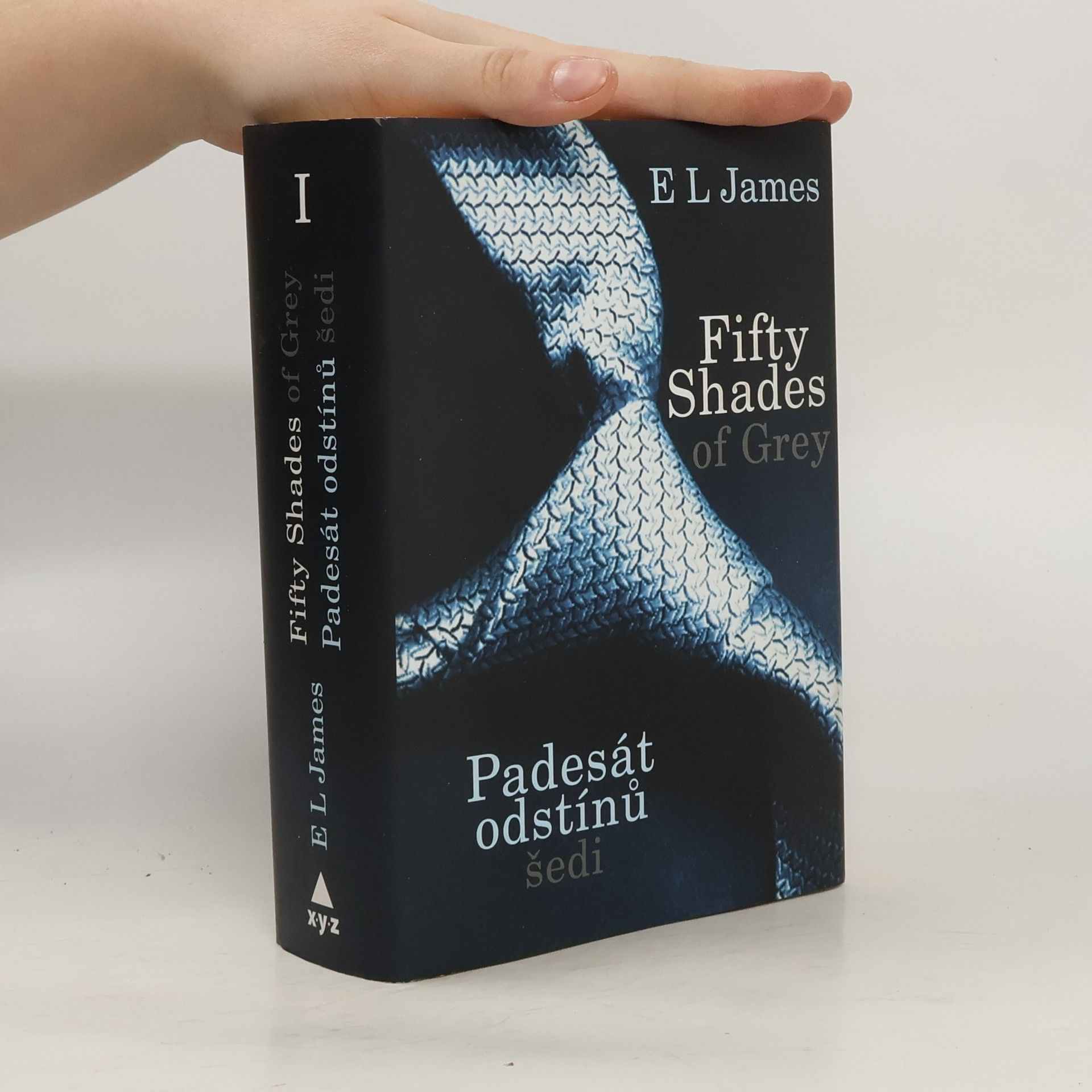Padesát odstínů šedi