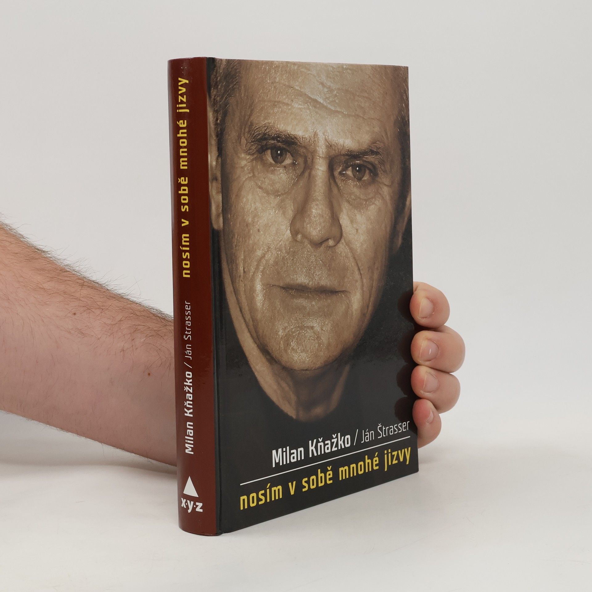 Milan Kňažko Nosím v sobě mnohé jizvy