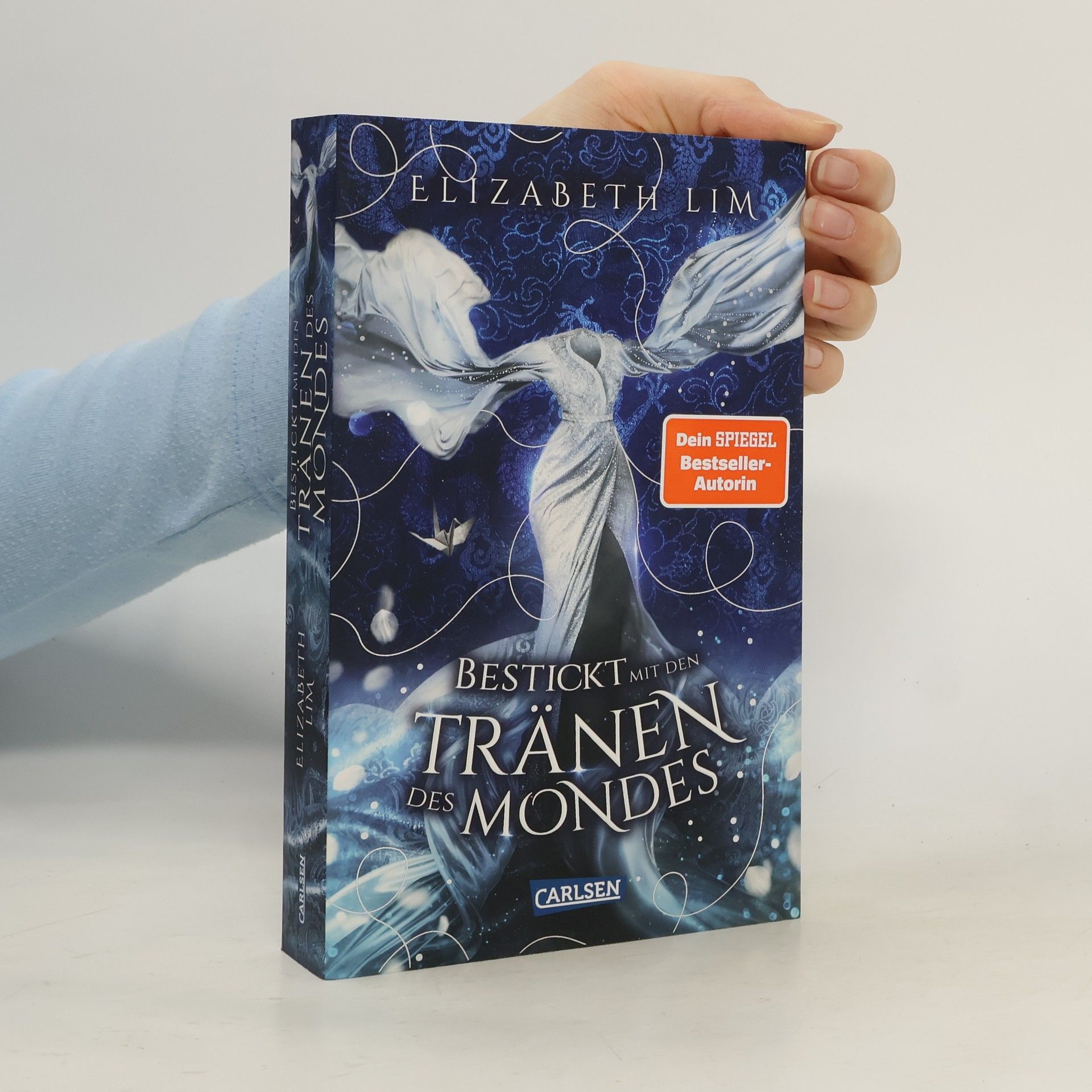 Bestickt mit den Tränen des Mondes