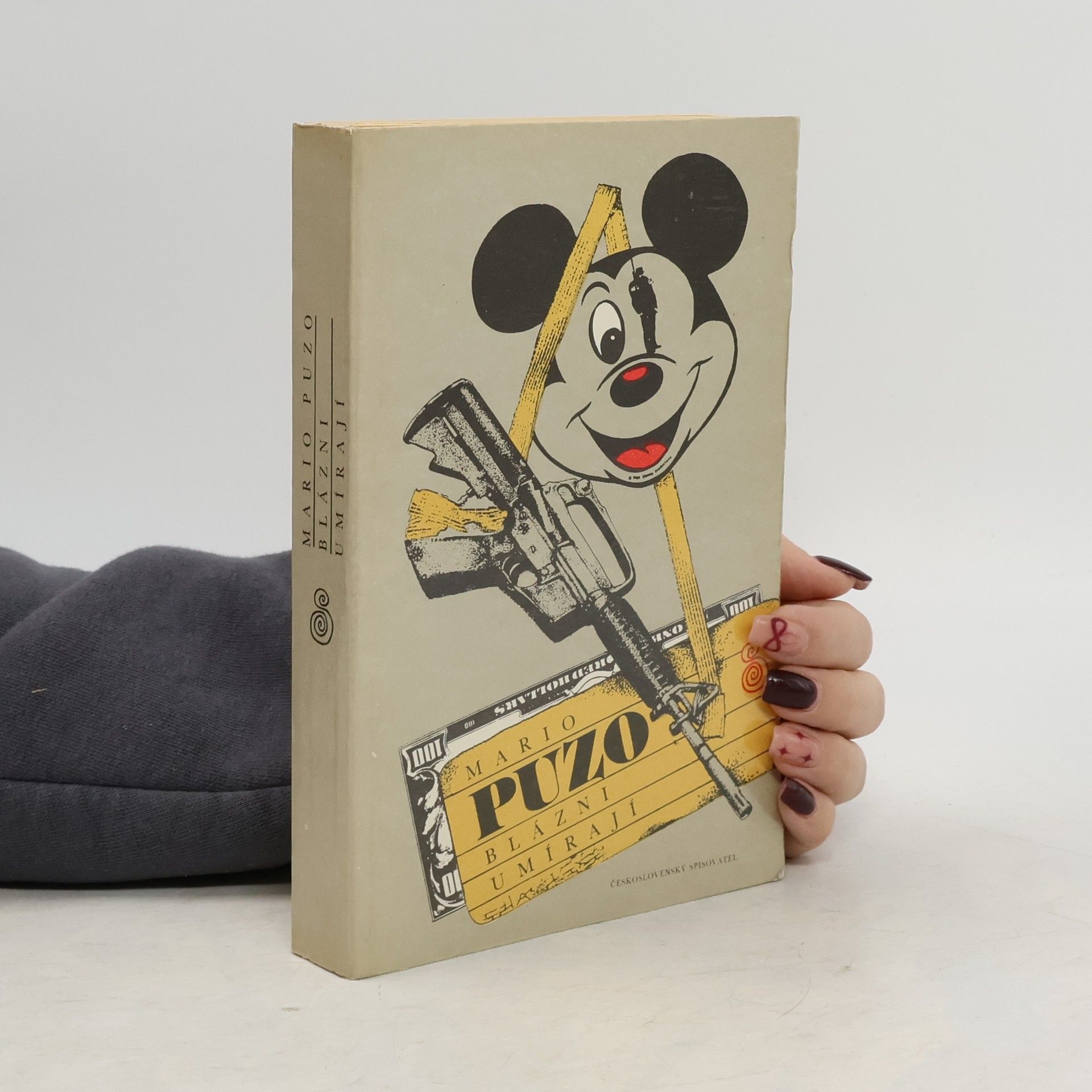 Mario Puzo Blázni umírají