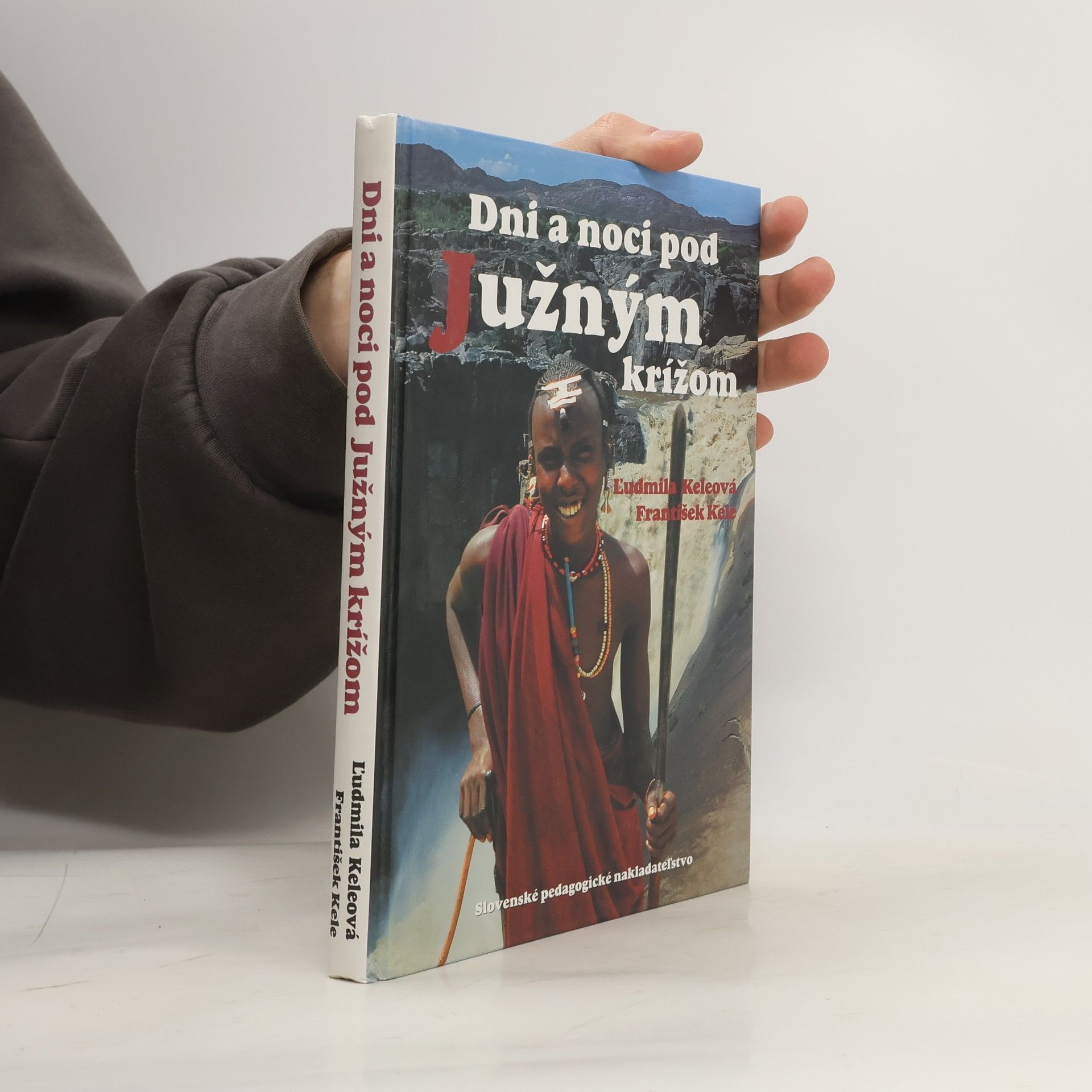 Dni a noci pod Južným krížom