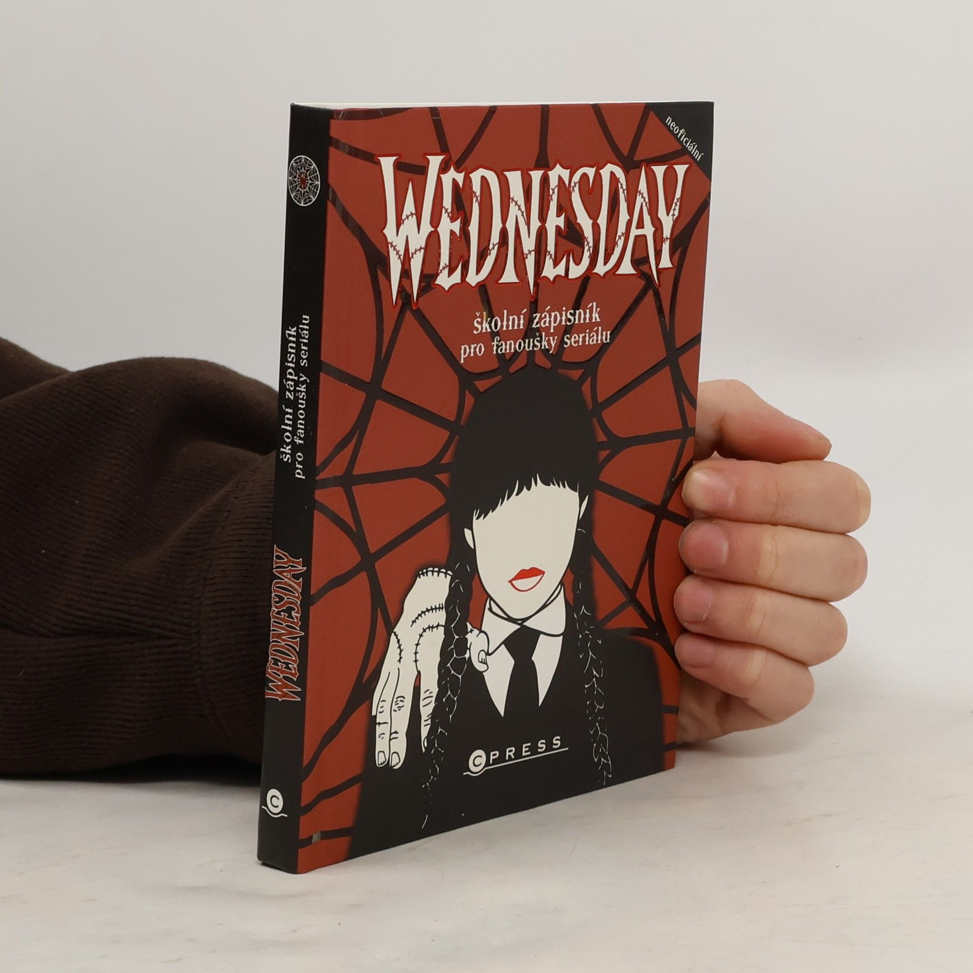 Michaela Bystrá Wednesday : školní zápisník pro fanoušky seriálu