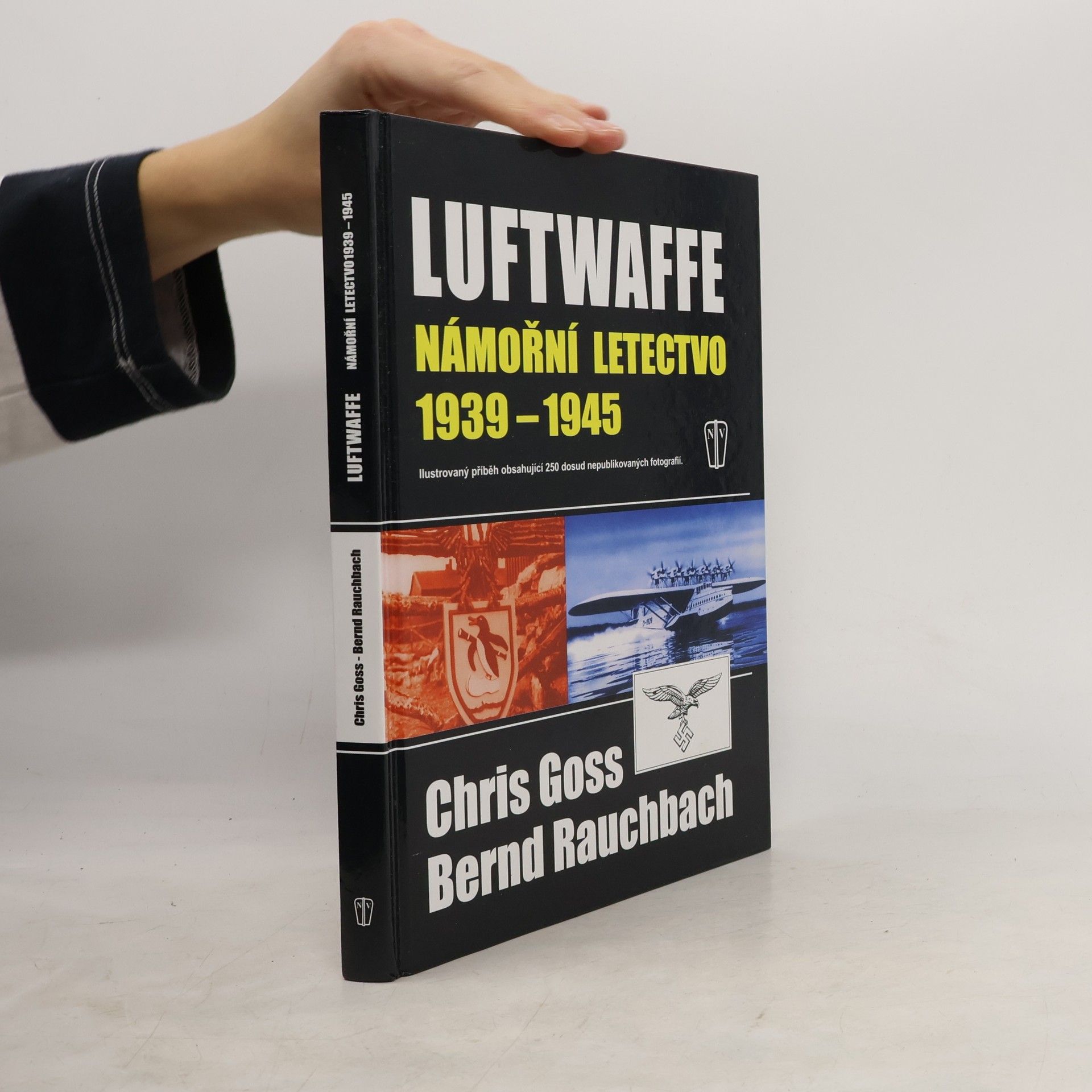 Chris Goss Luftwaffe : námořní letectvo 1939-1945 : ilustrovaná historie