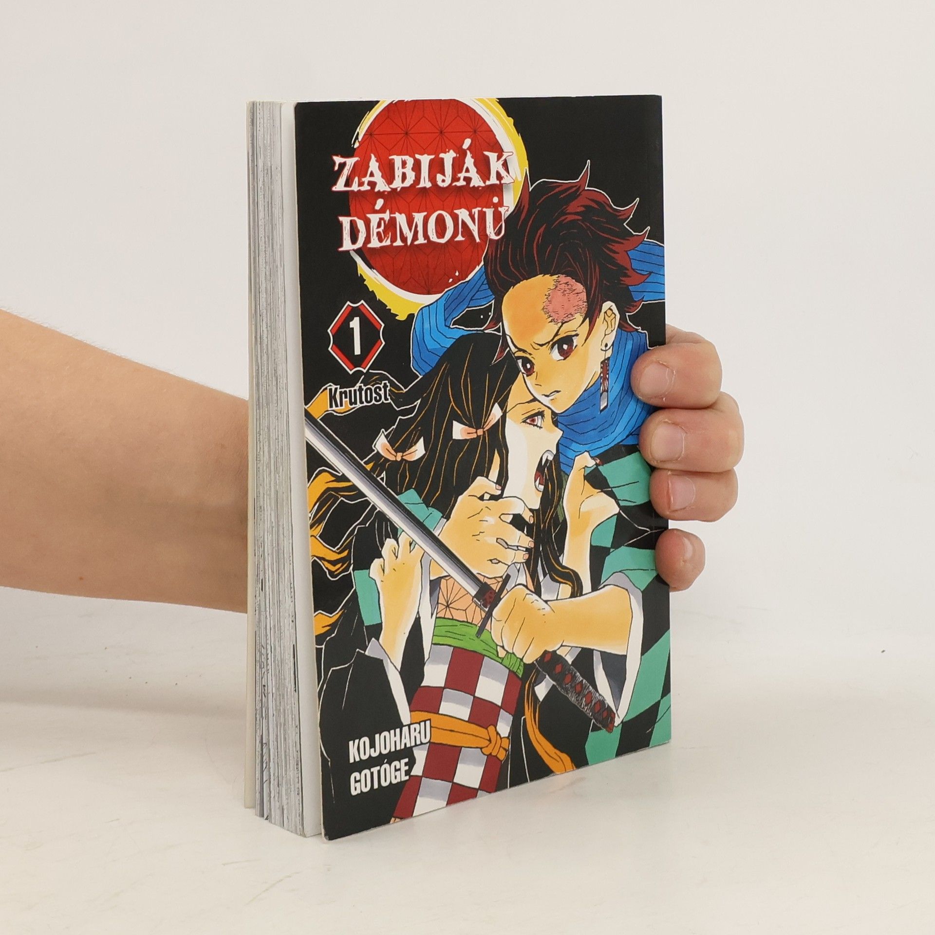 Koyoharu Gotoge Zabiják démonů. 1, Krutost