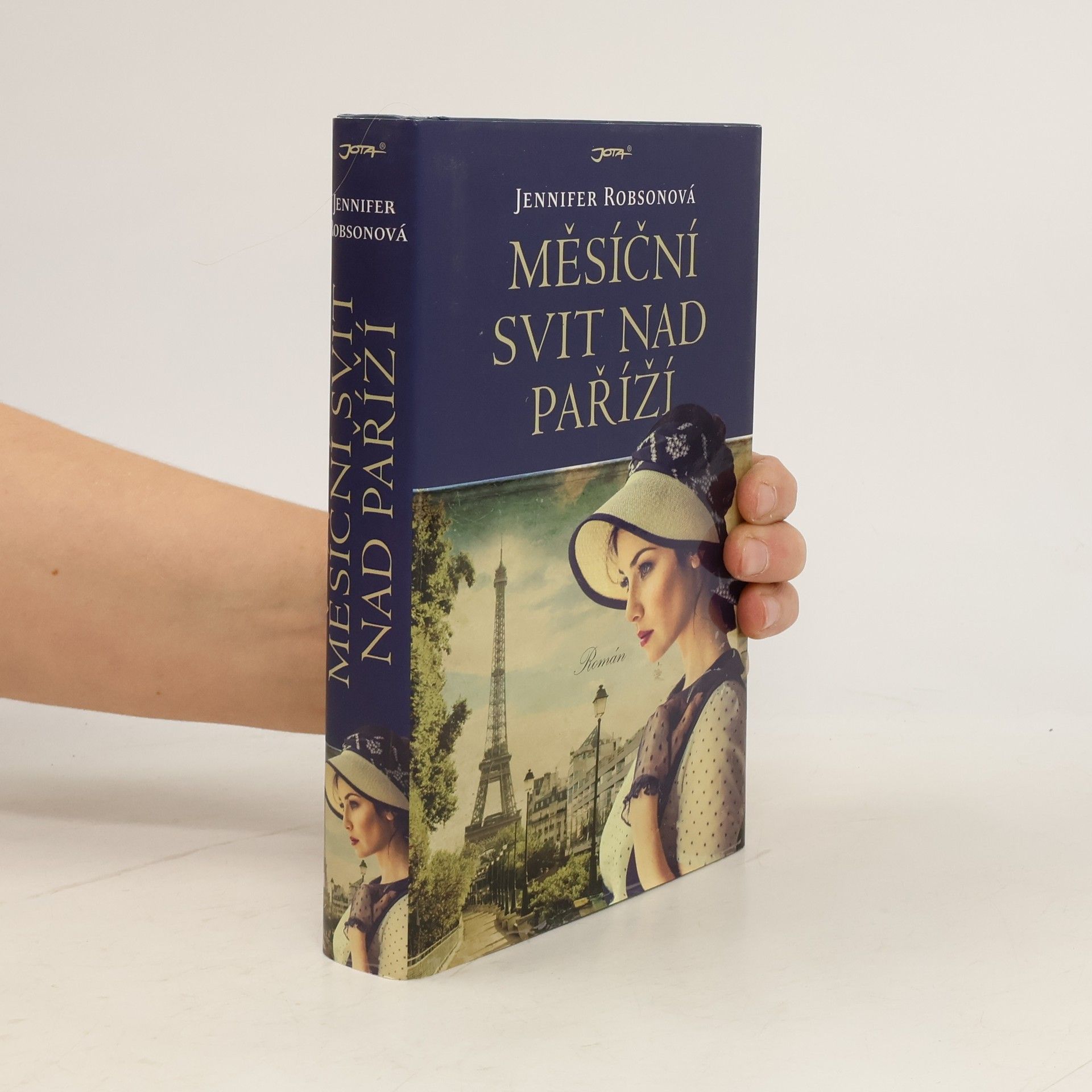 Jennifer Robson Měsíční svit nad Paříží