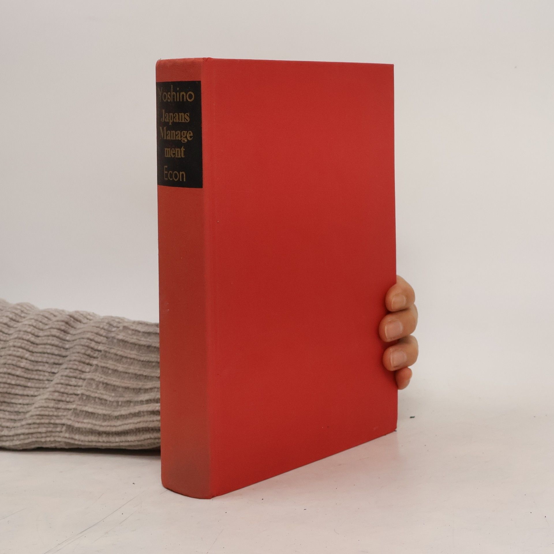 Michael Y. Yoshino Japans Management