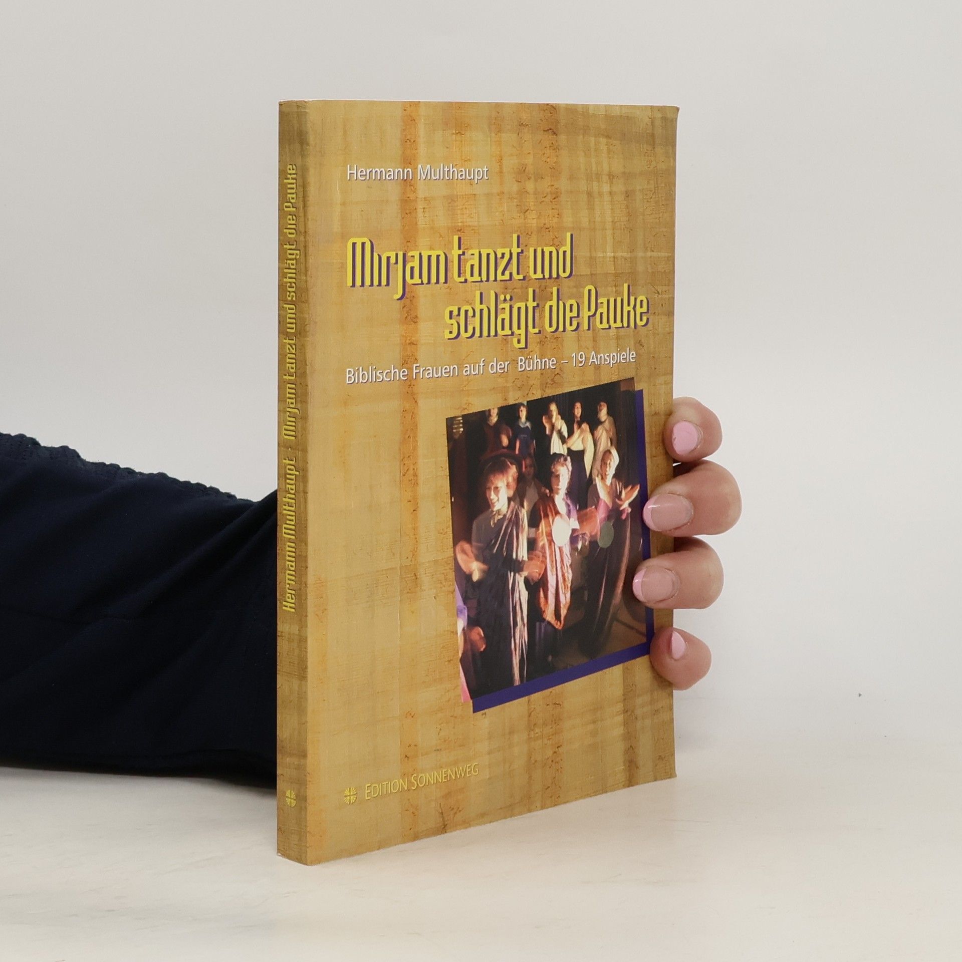 Hermann Multhaupt Mirjam tanzt und schlägt die Pauke