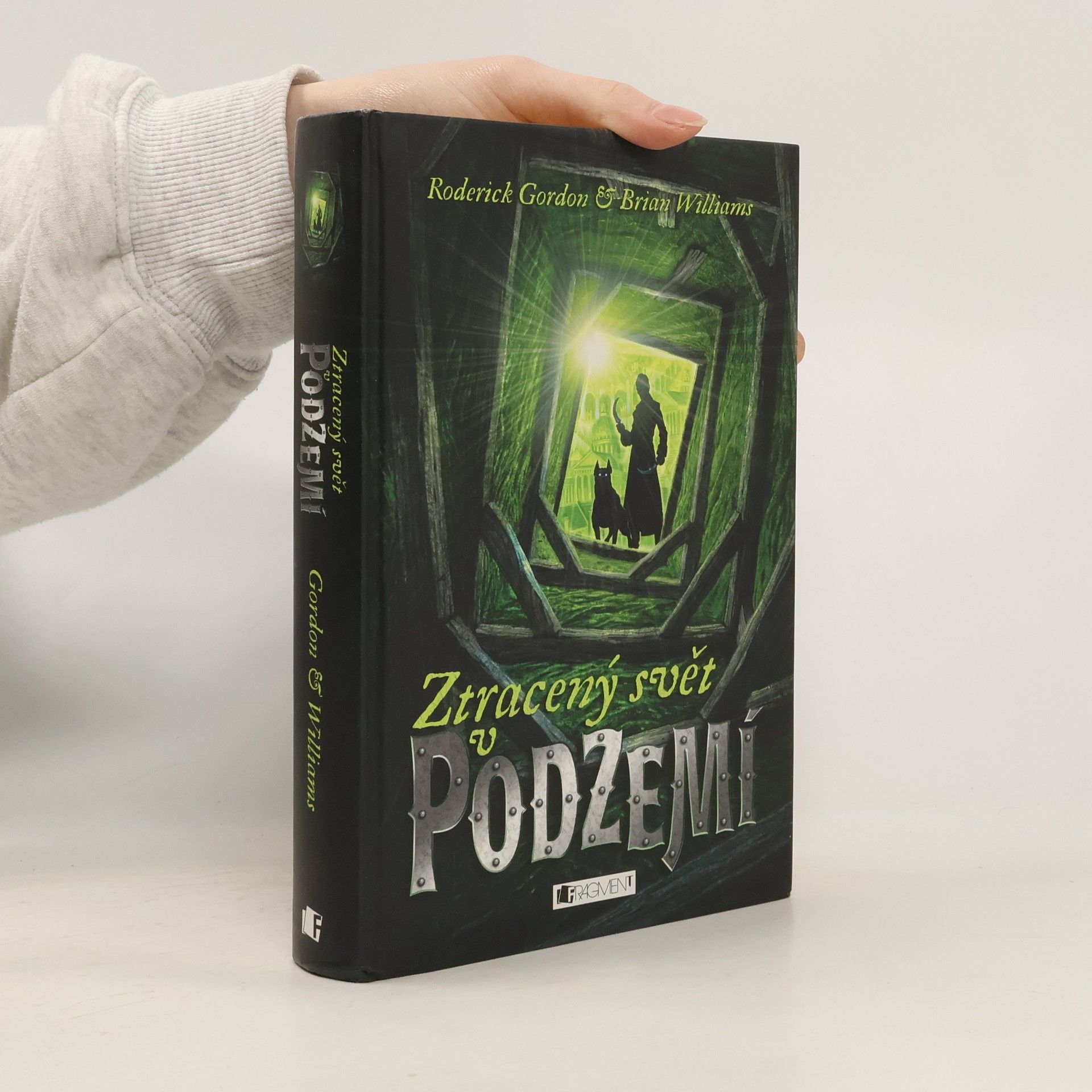 Roderick Gordon Ztracený svět v podzemí