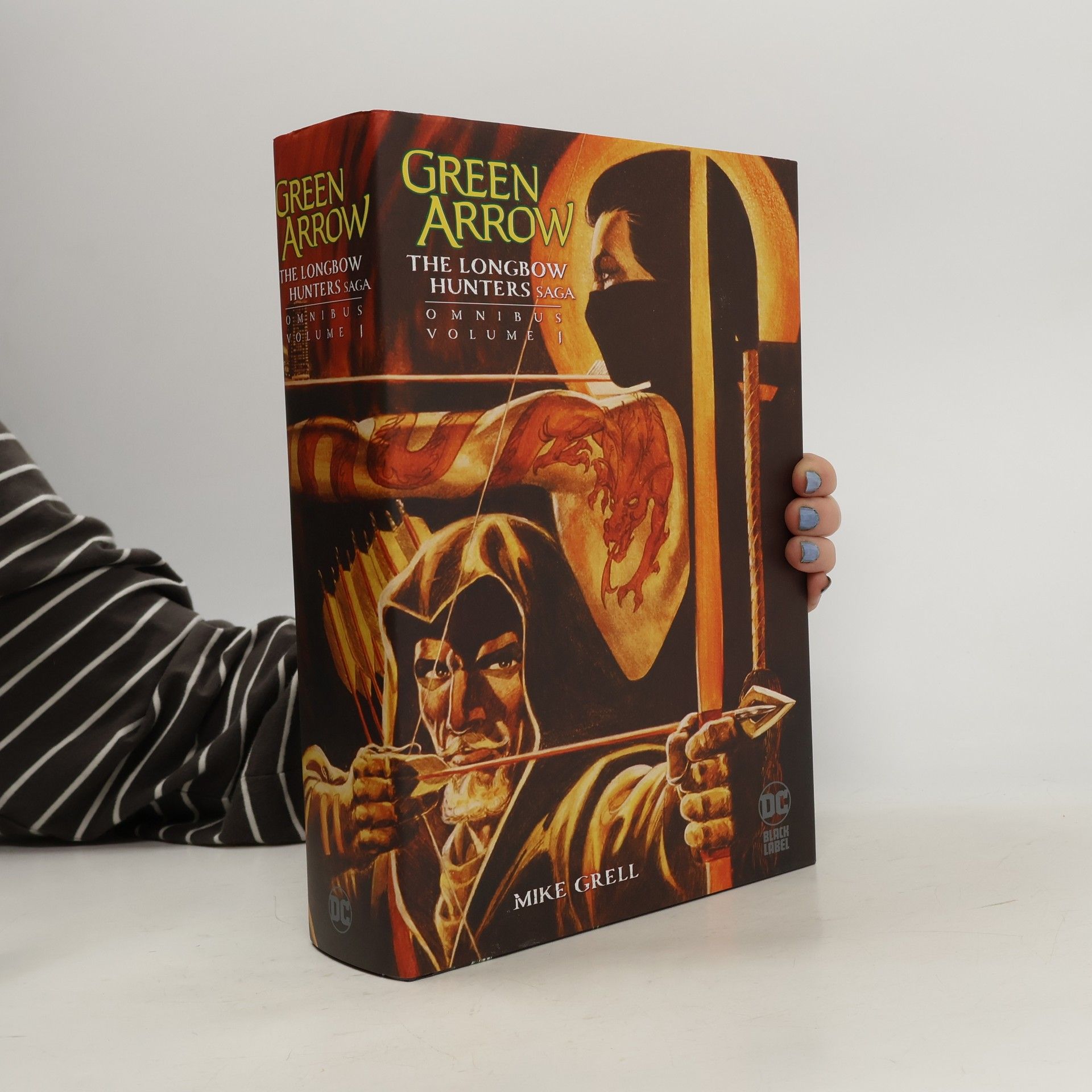 Green Arrow: The Longbow Hunters Saga Omnibus Vol. 1