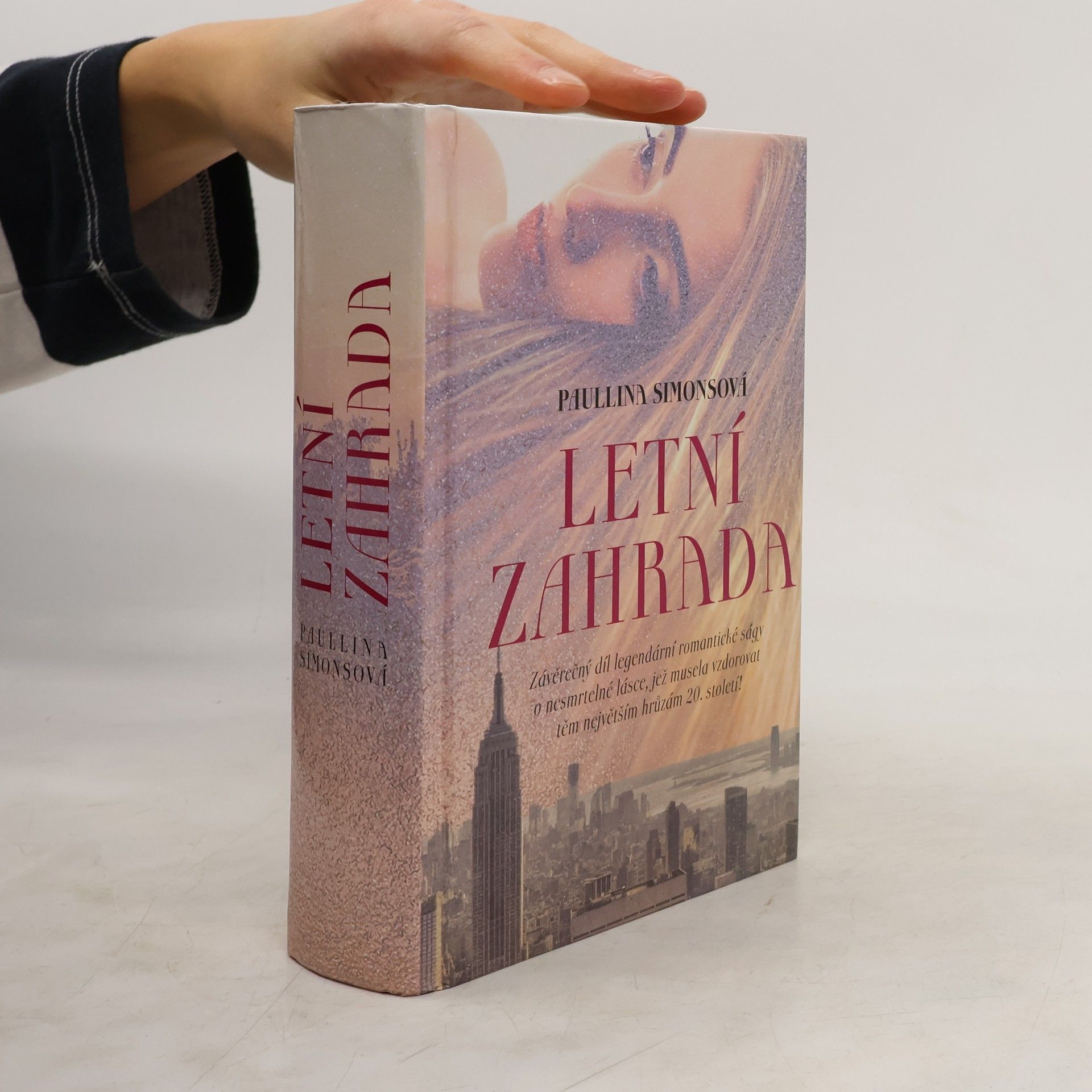 Paullina Simons Letní zahrada