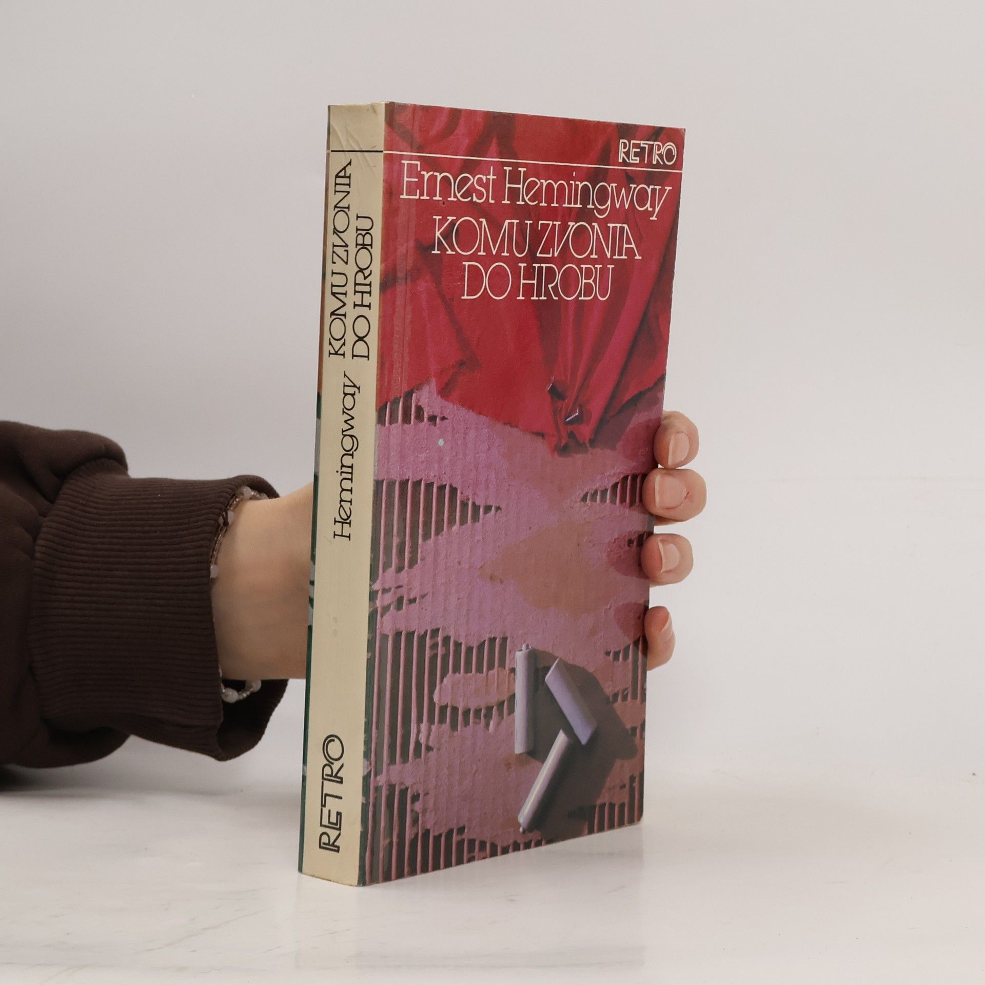 Ernest Hemingway Komu zvonia do hrobu