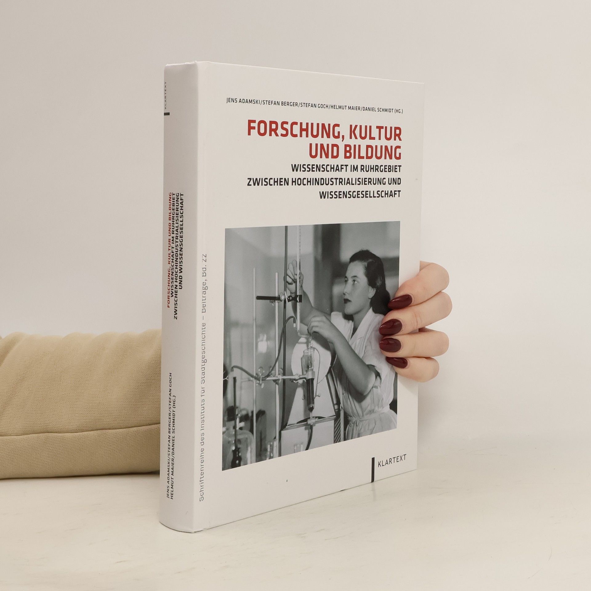 Jens Adamski Forschung, Kultur und Bildung