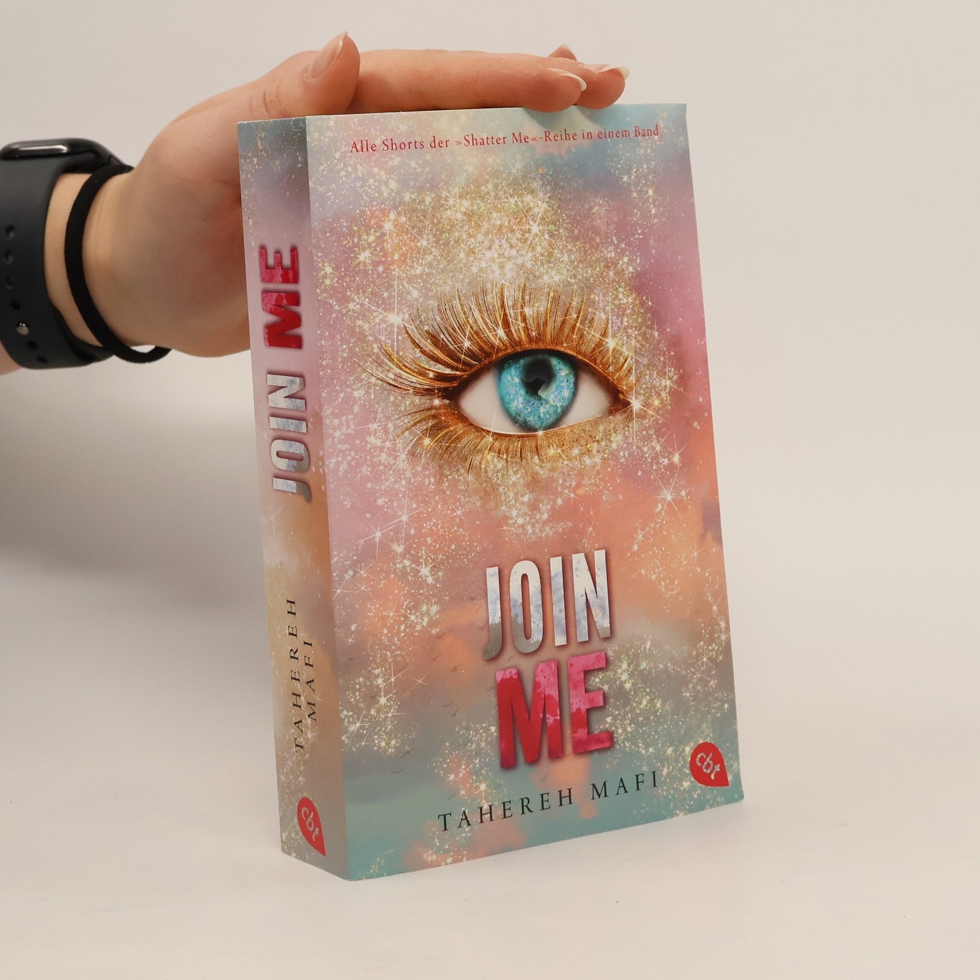 Tahereh Mafi Join Me