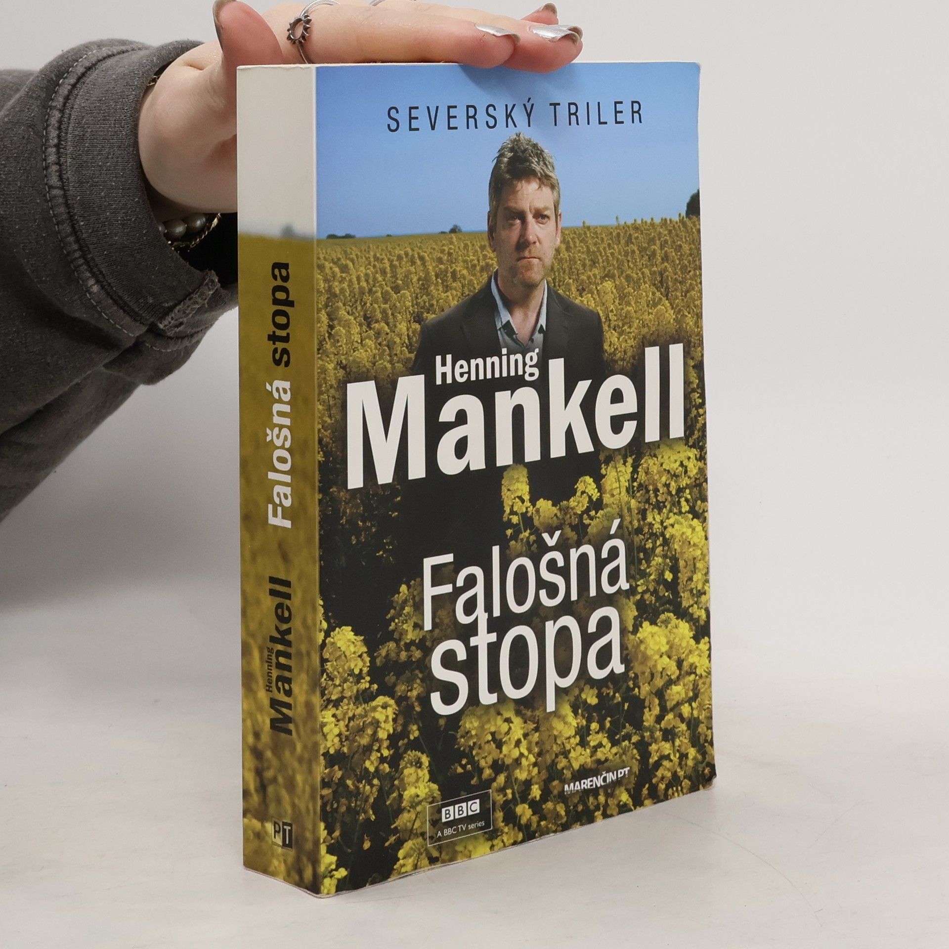 Henning Mankell Falošná stopa