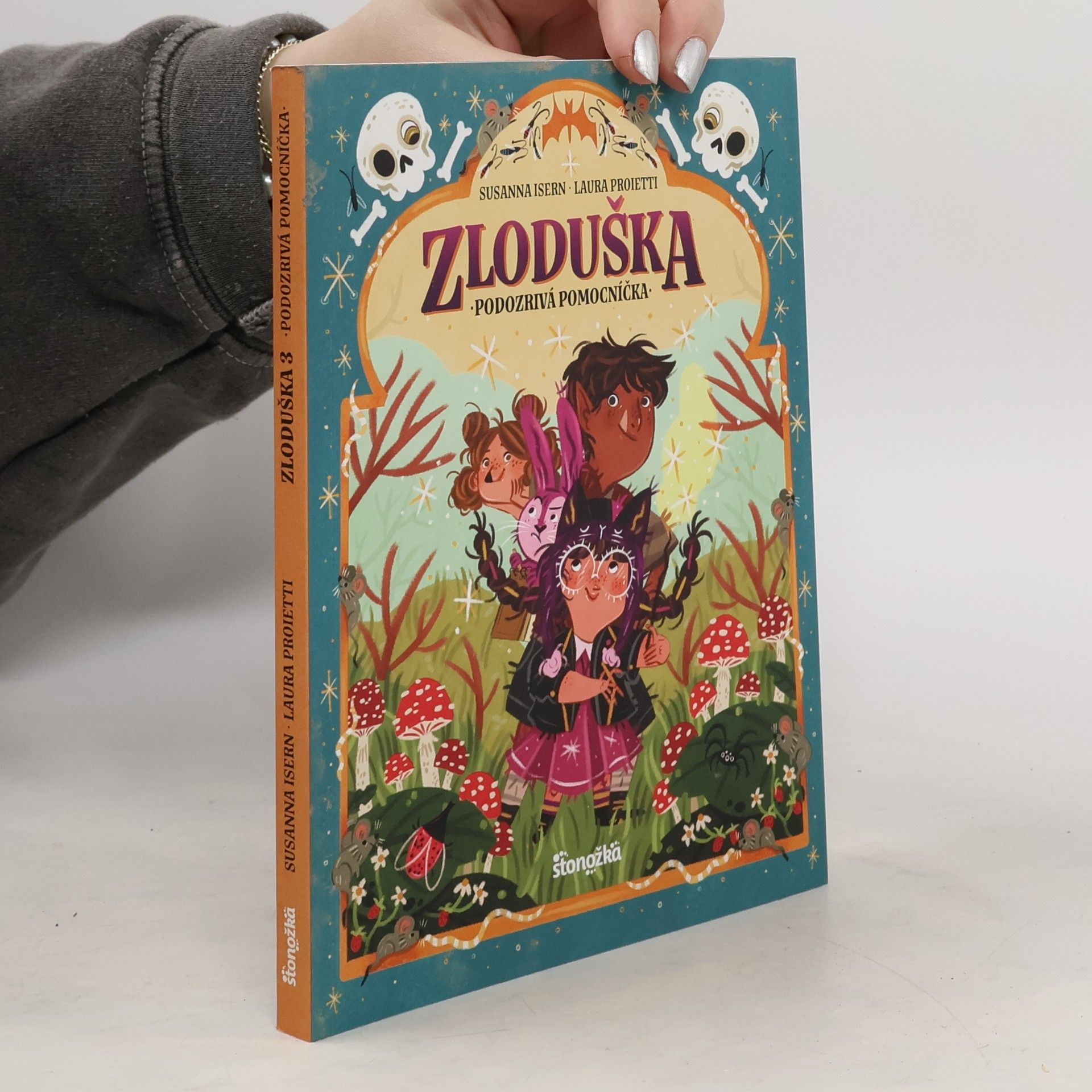 Zloduška - 3: Podozrivá pomocníčka