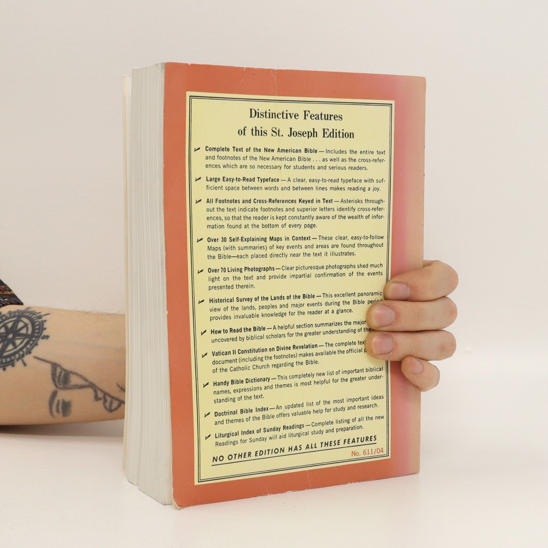 Collectif d'auteurs The New American Bible